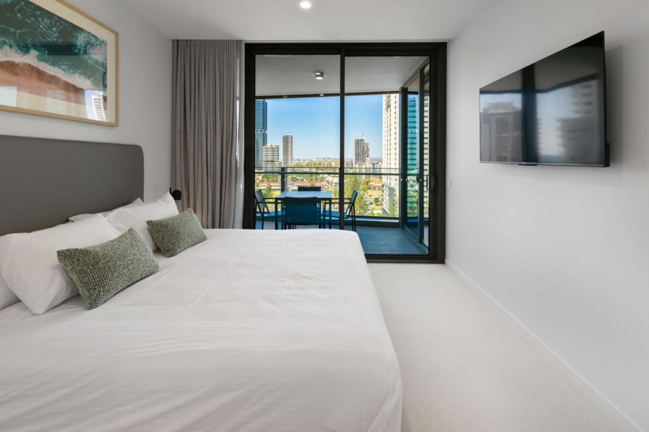 The Signature - Brand New Ocean View 2BR Unit with Parking Infinity Pool