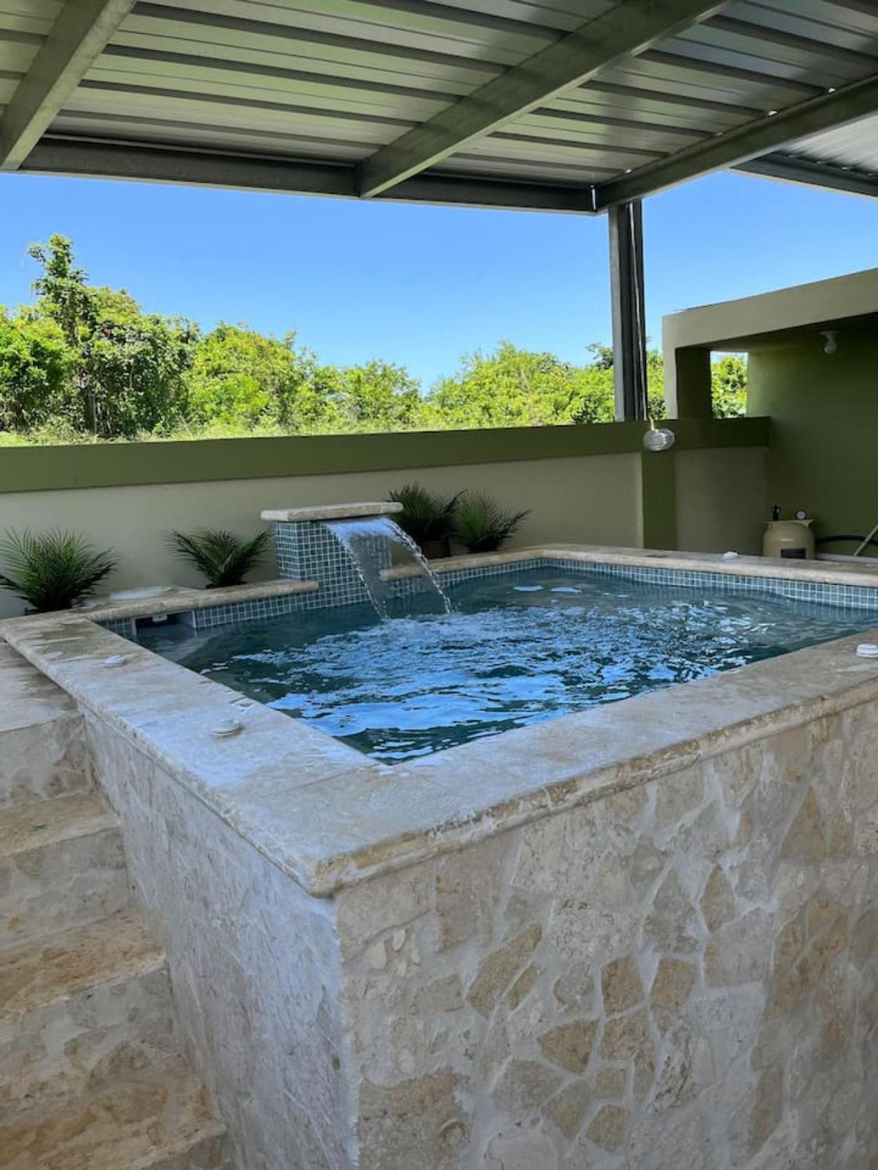 Villa Carmin II Apartment with private pool view 4