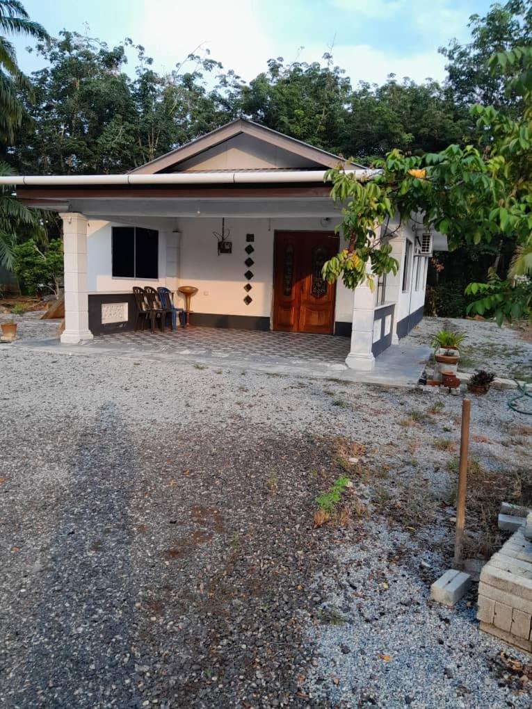 Salyah Homestay