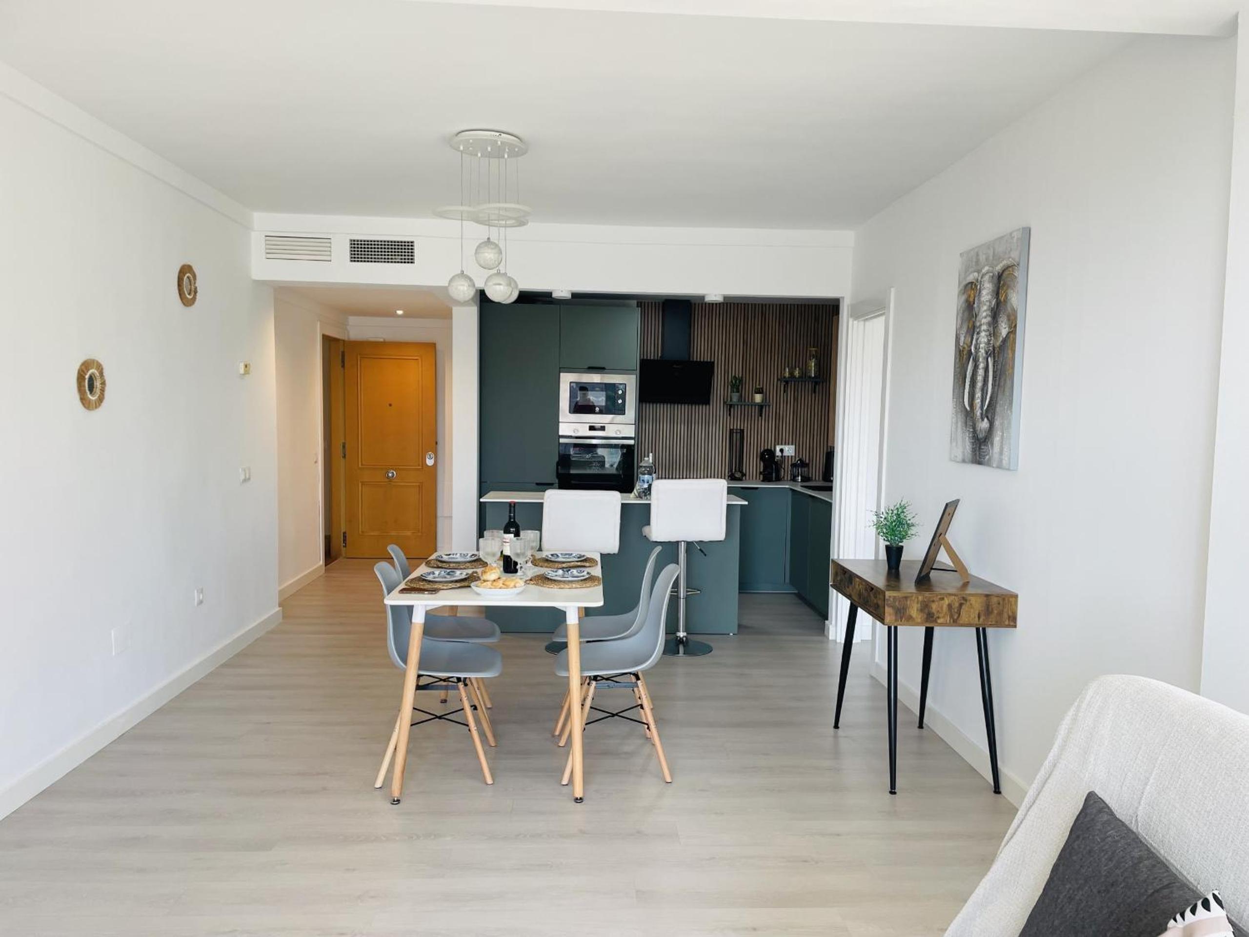 Apartamento Altos de Tamango con vistas y pisicina