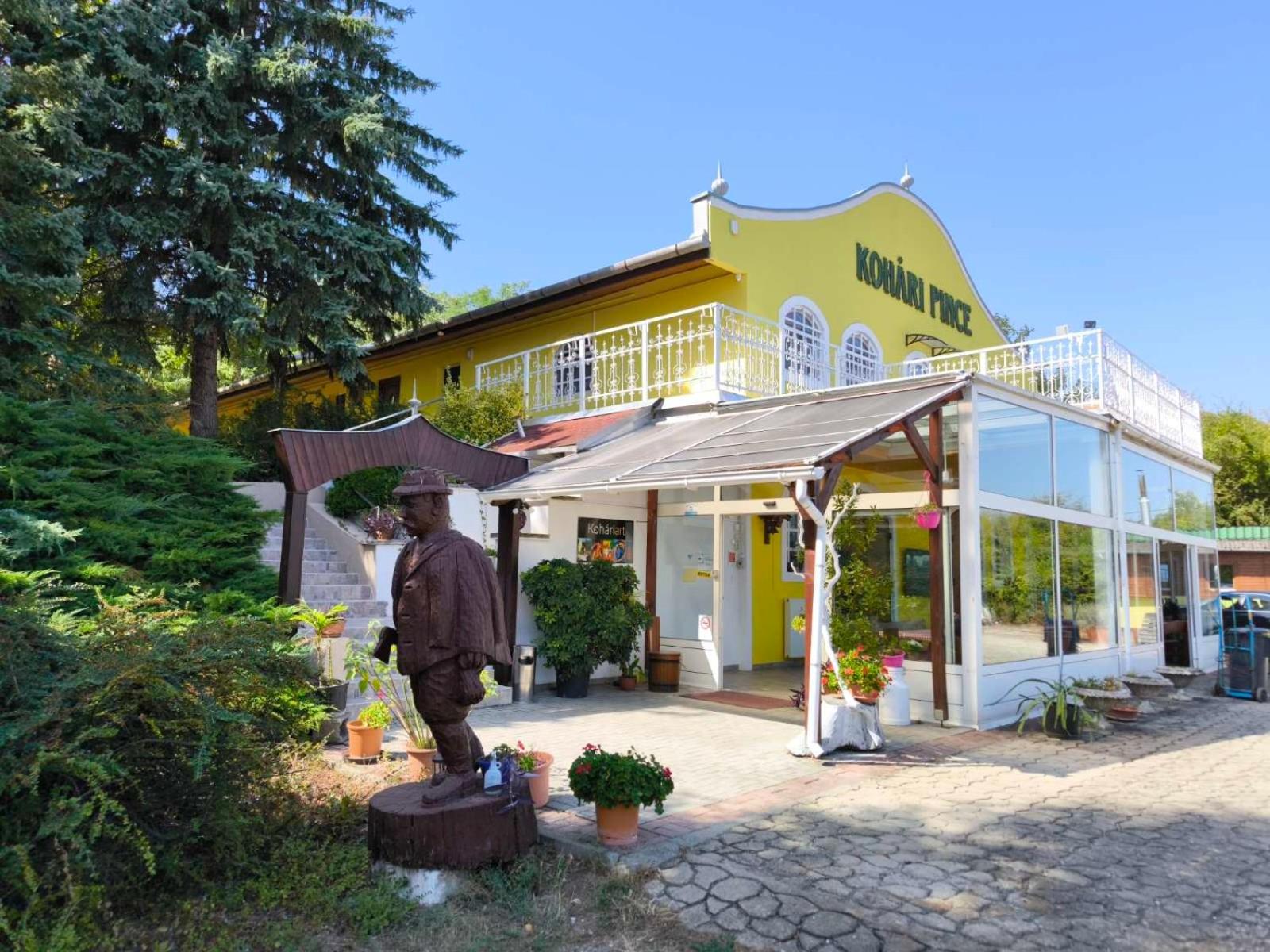 Kohári Vendégház és Pince view 3