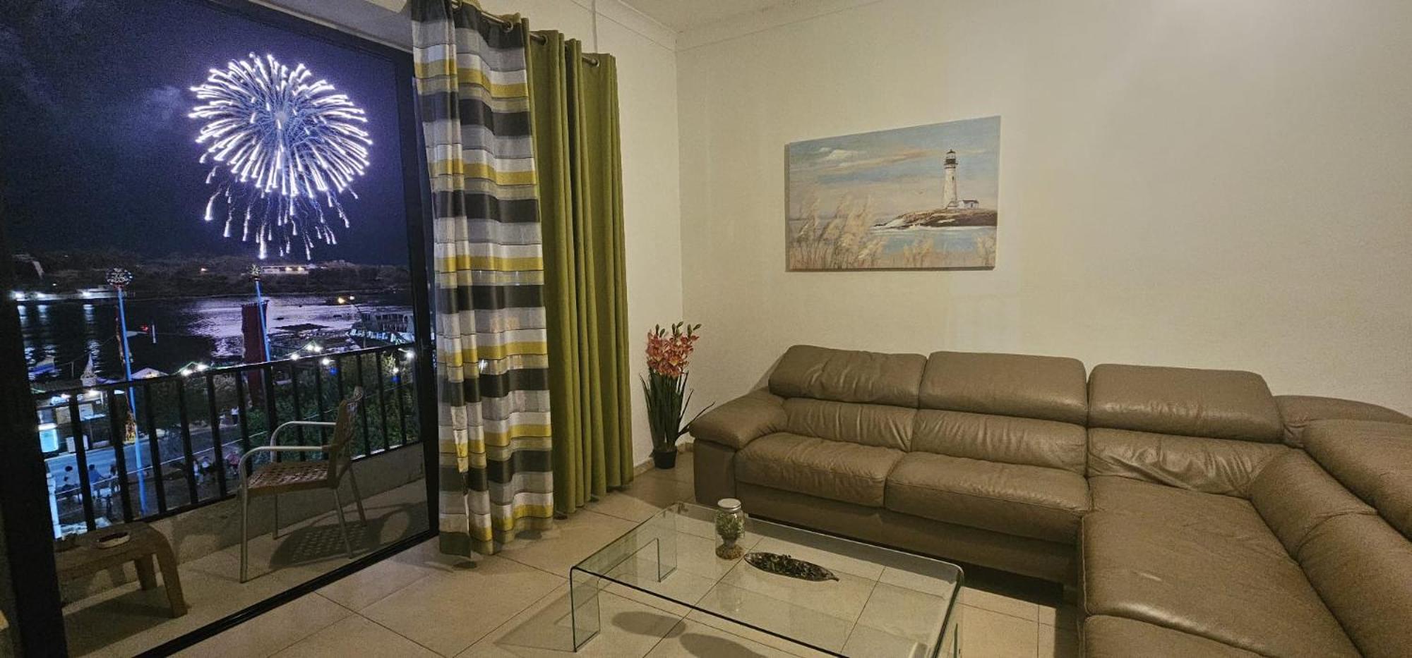 Sea View Over Valletta Strand Area S2 view 5