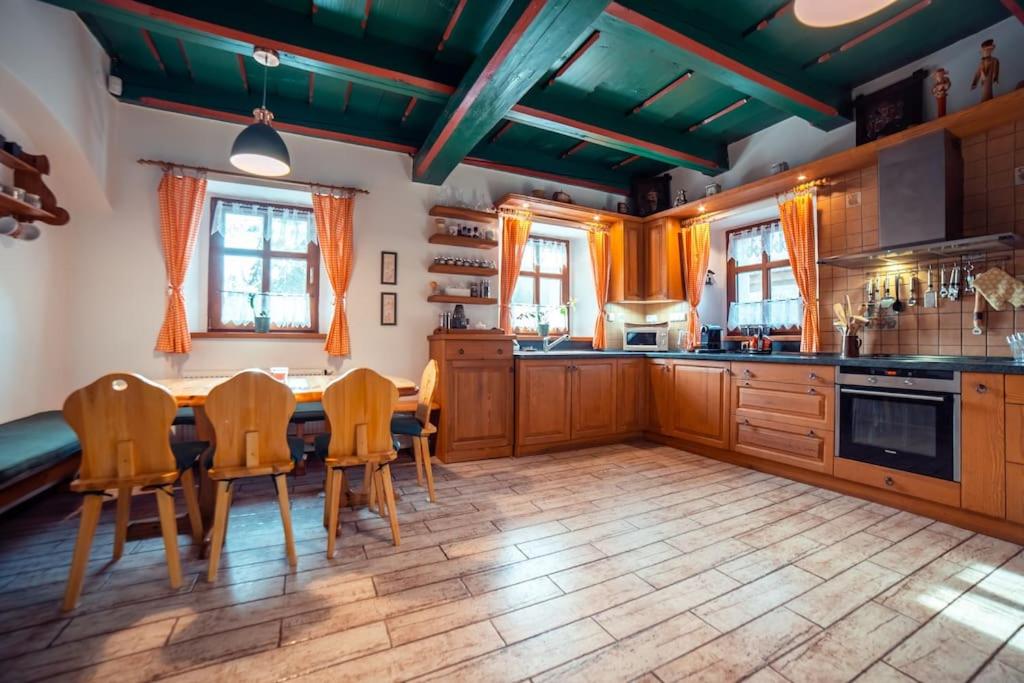 Luxusní statek Otovice s jedinečným wellness
