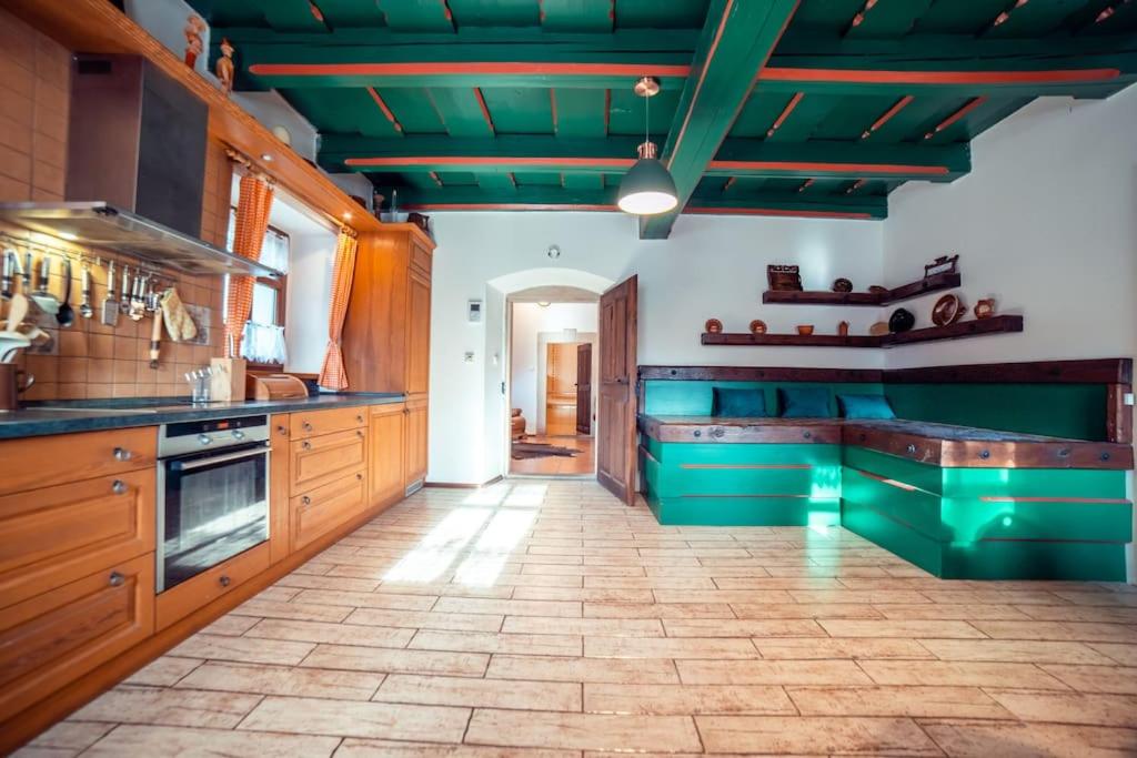 Luxusní statek Otovice s jedinečným wellness