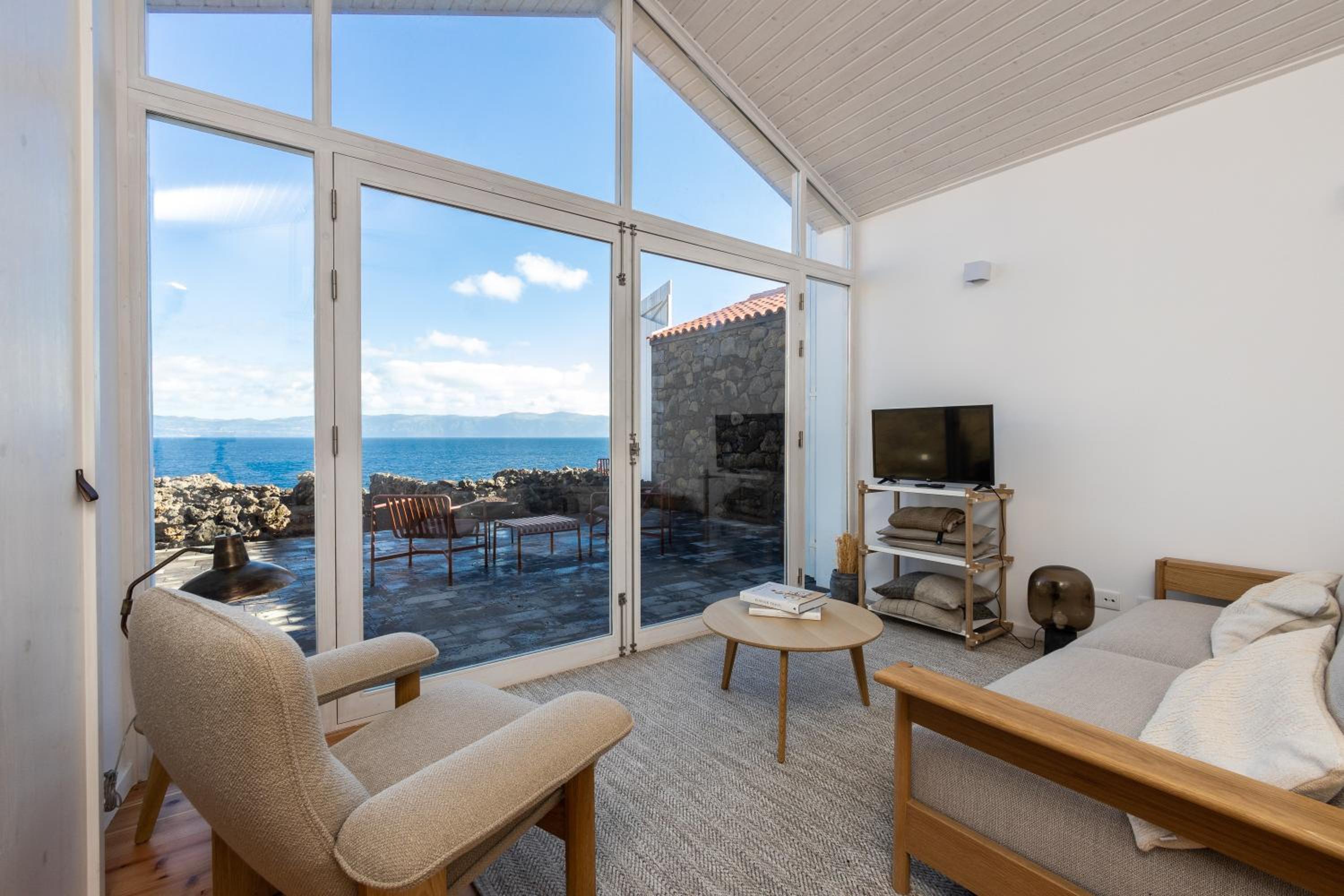 Sea Vine - Azores Eco Lodging view 3