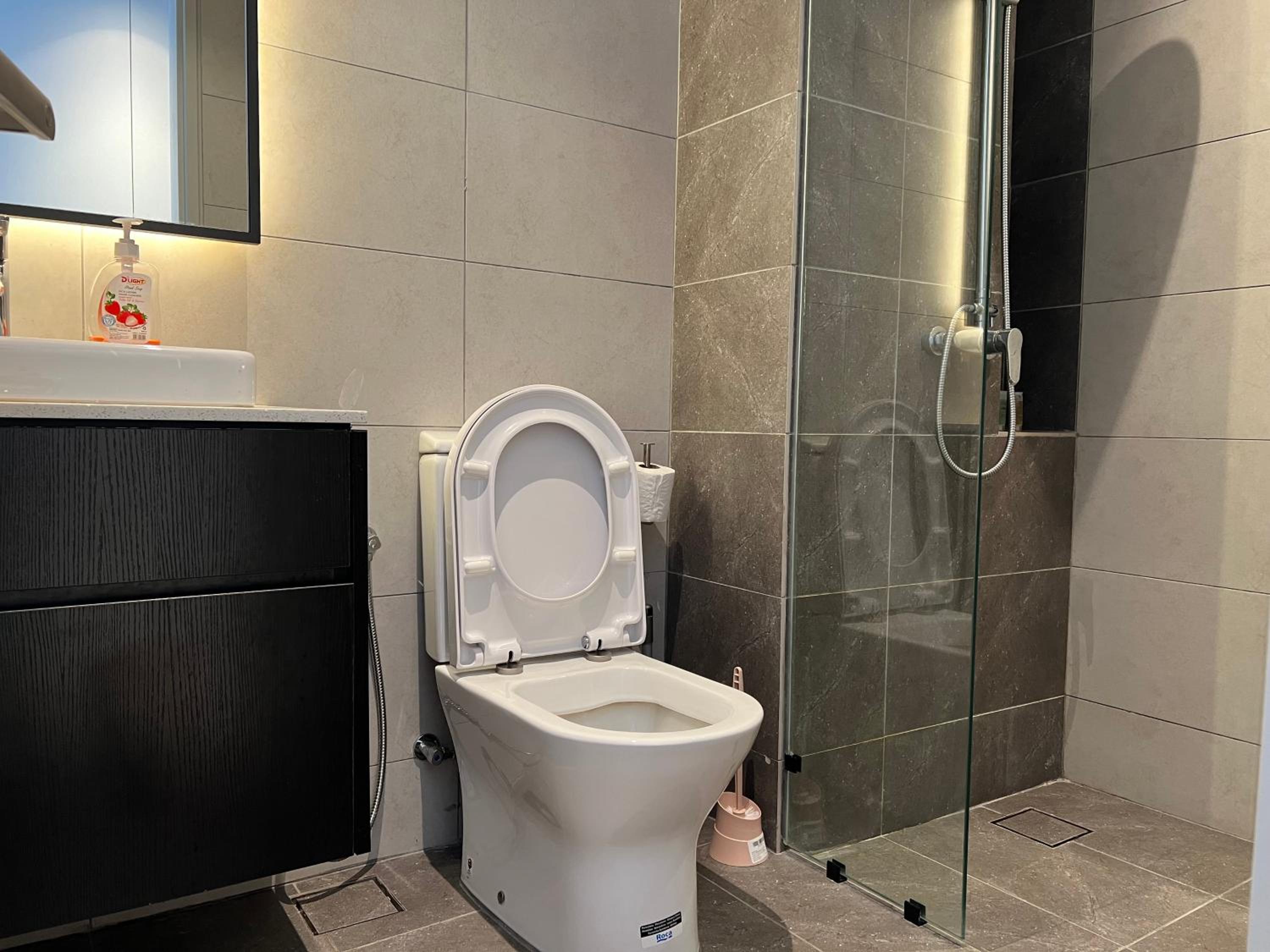 The Axon Suites By Castle