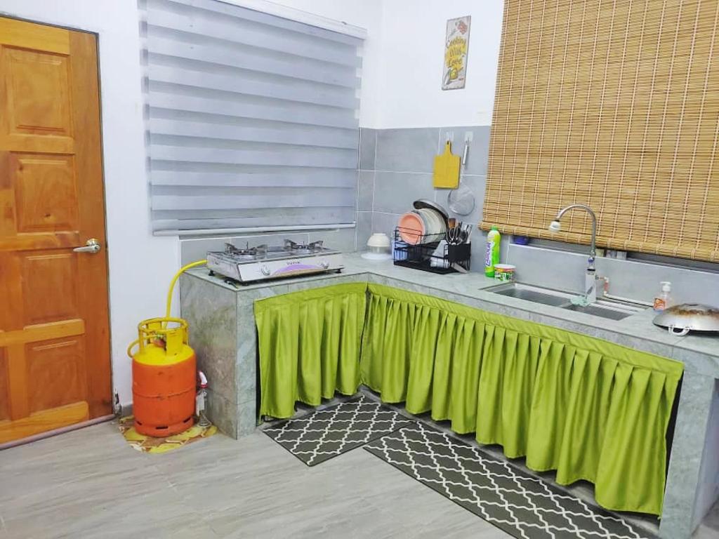 Salyah Homestay