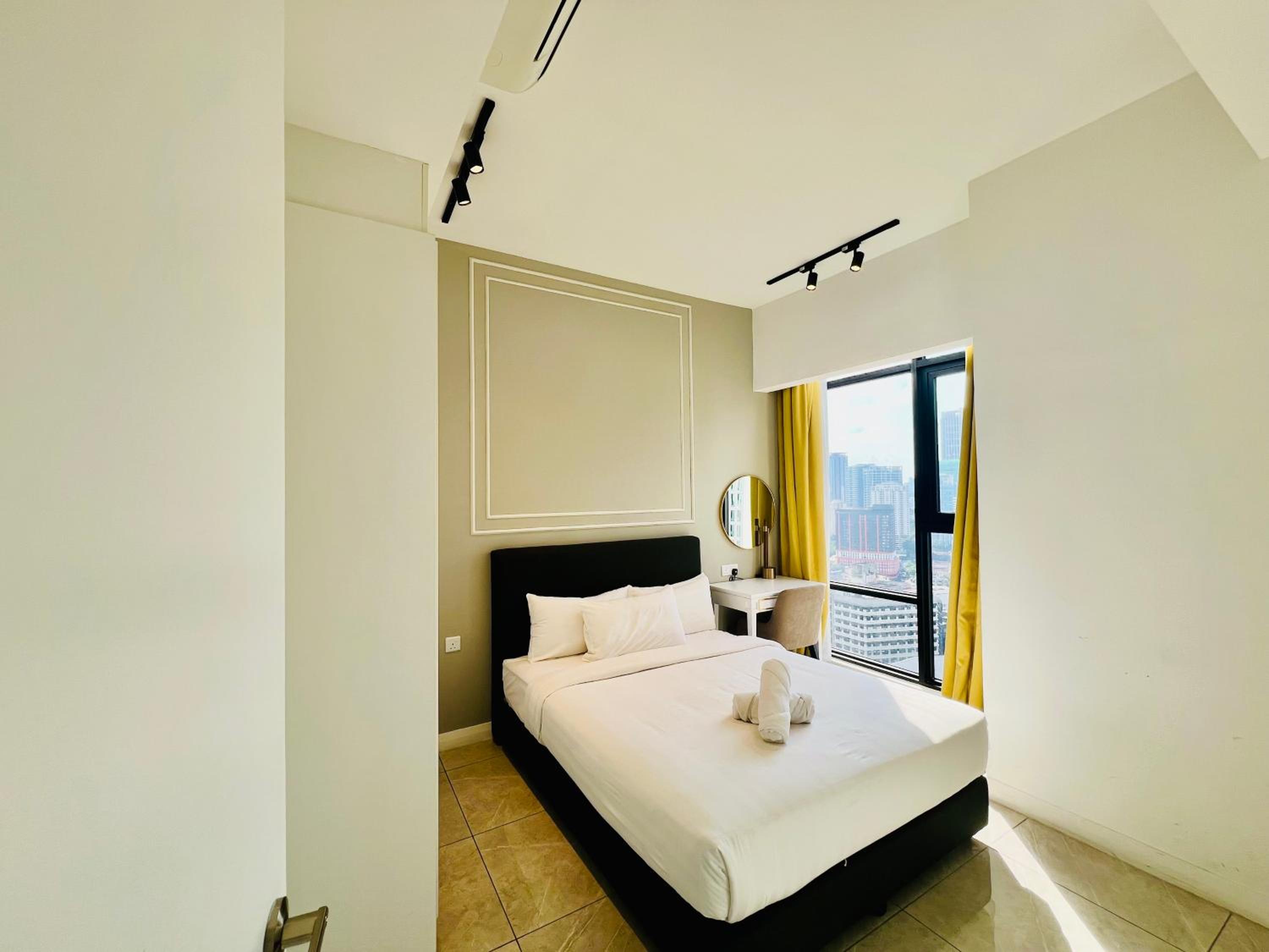 The Axon Suites By Castle