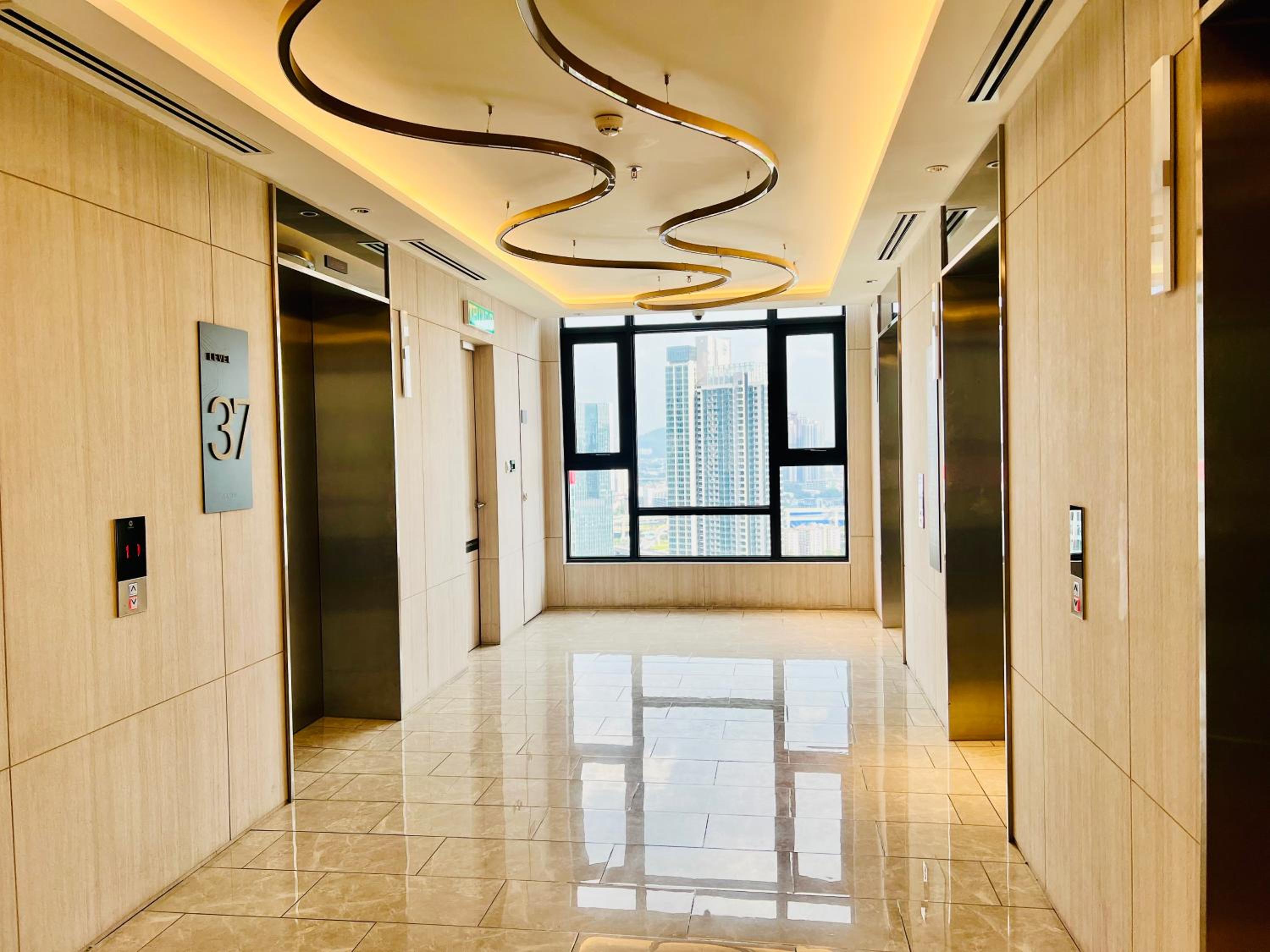 The Axon Suites By Castle