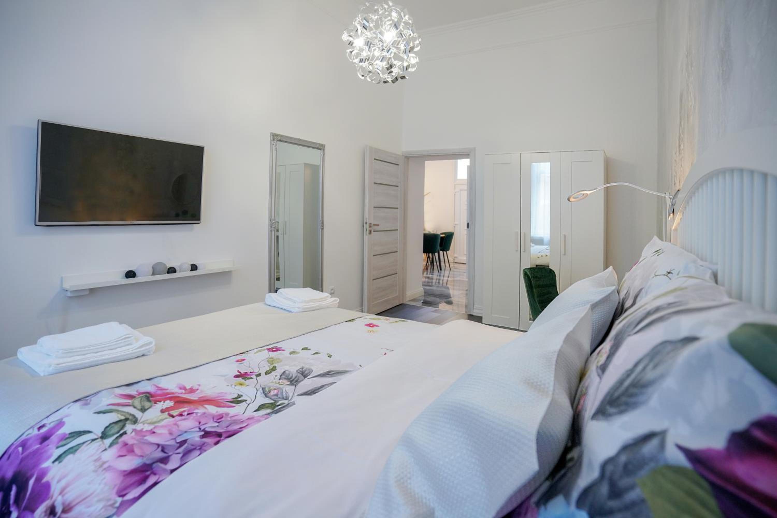 DECOR Apartman