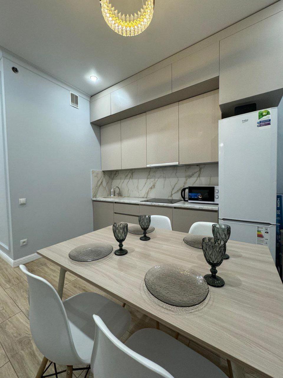 LUX APARTMENT Parasat