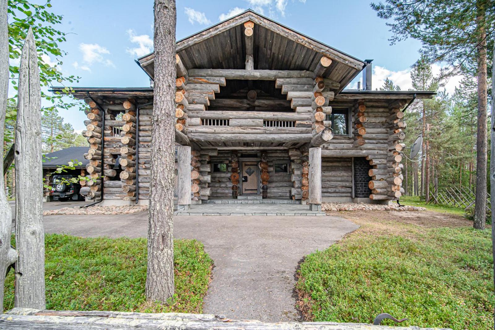Aavalevi Grand Villa