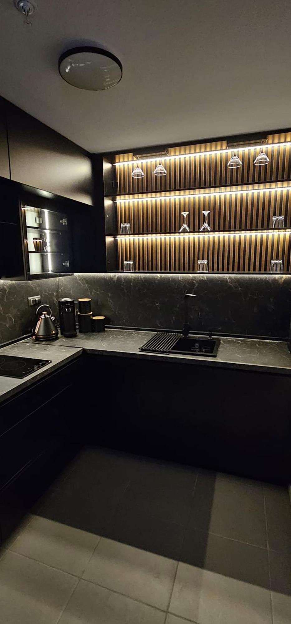 Luxury Skyview Suite