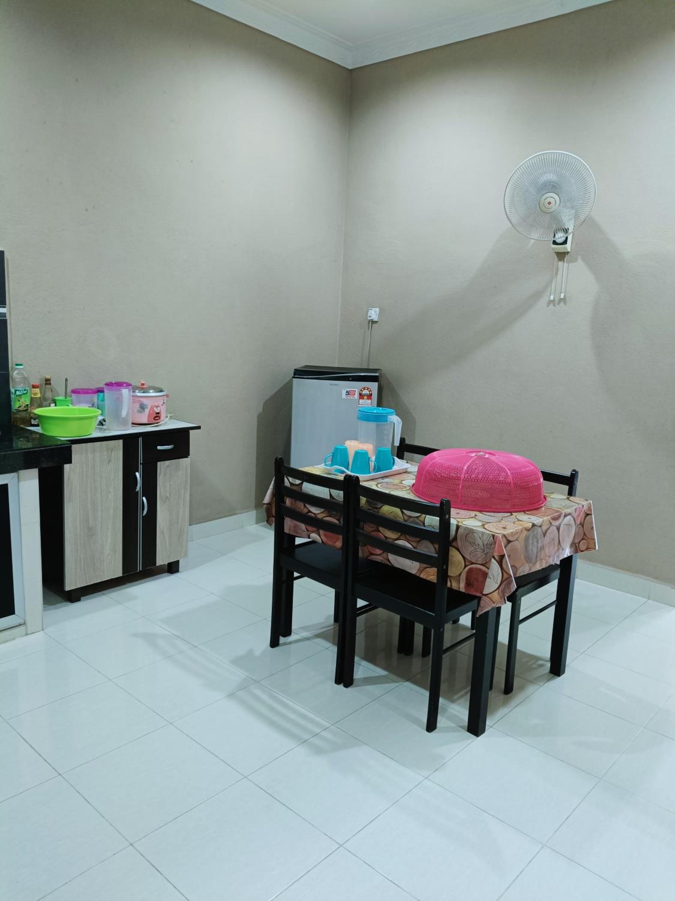 Homestay Kampung Lubuk Buaya 2 Bedrooms