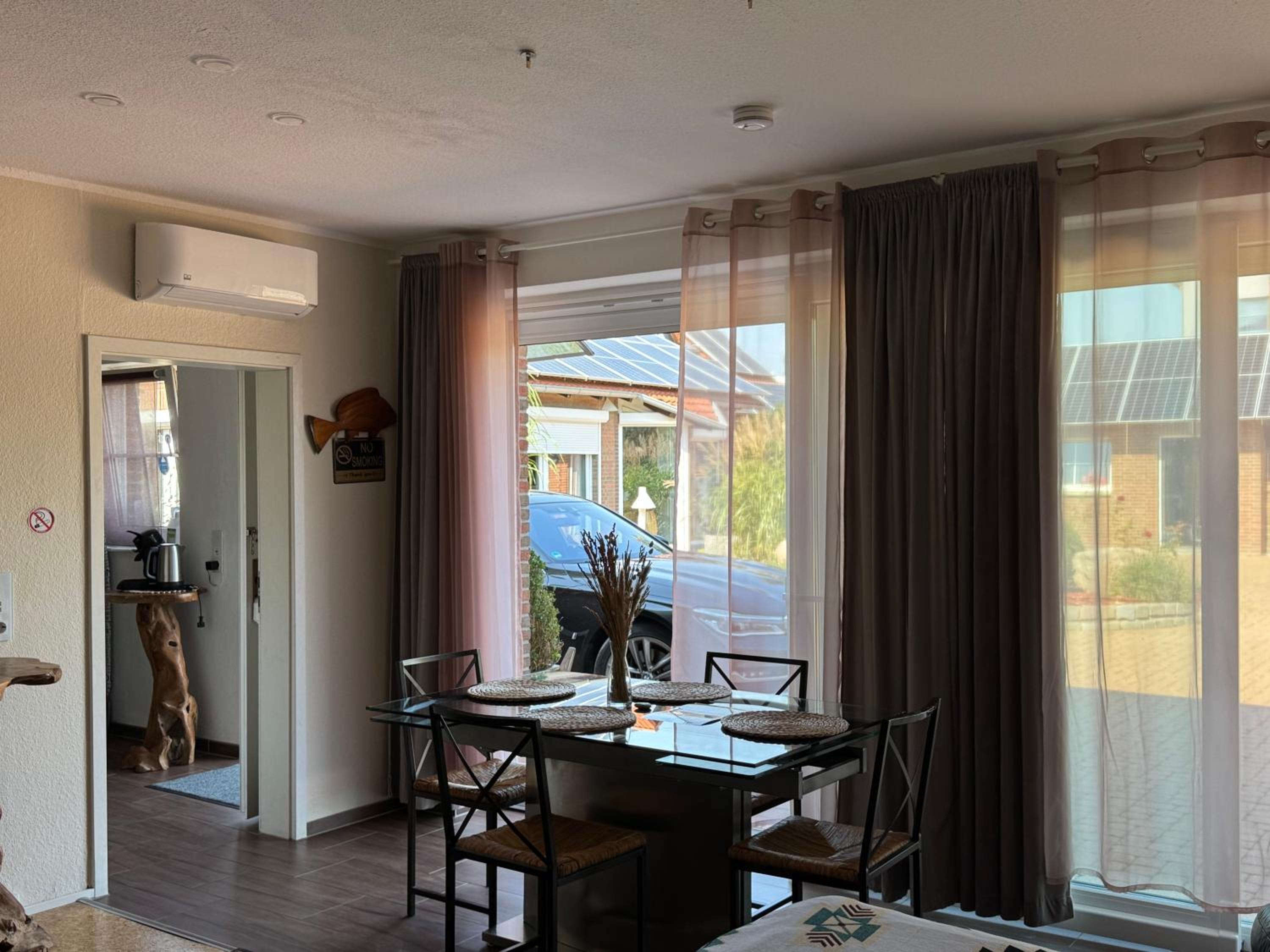 Modern House Gehrden 2, bis 4 Person, Contactless Check-in, free parking, Vollsaniert und Renoviert Dezember 2024