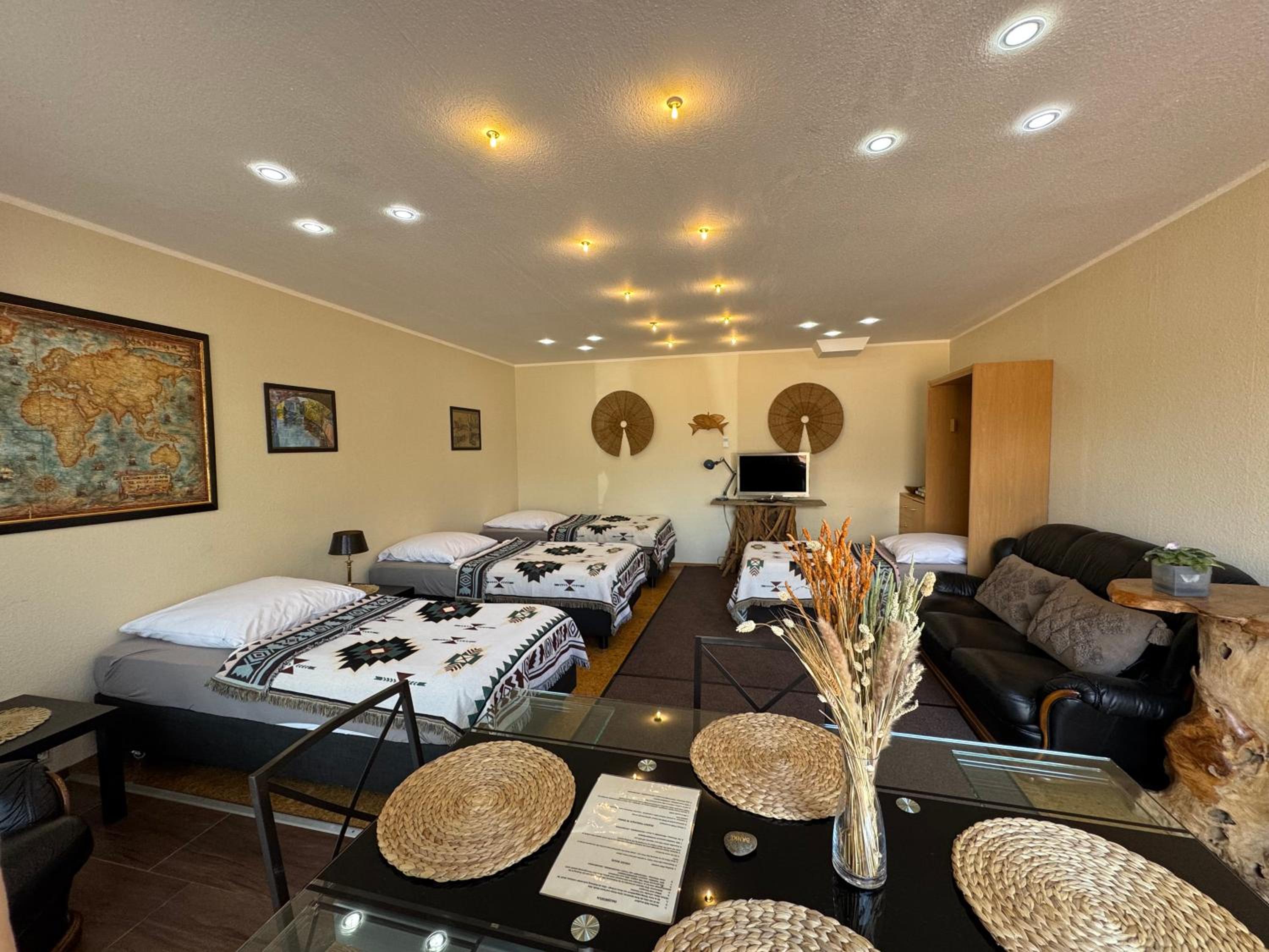 Modern House Gehrden 2, bis 4 Person, Contactless Check-in, free parking, Vollsaniert und Renoviert Dezember 2024