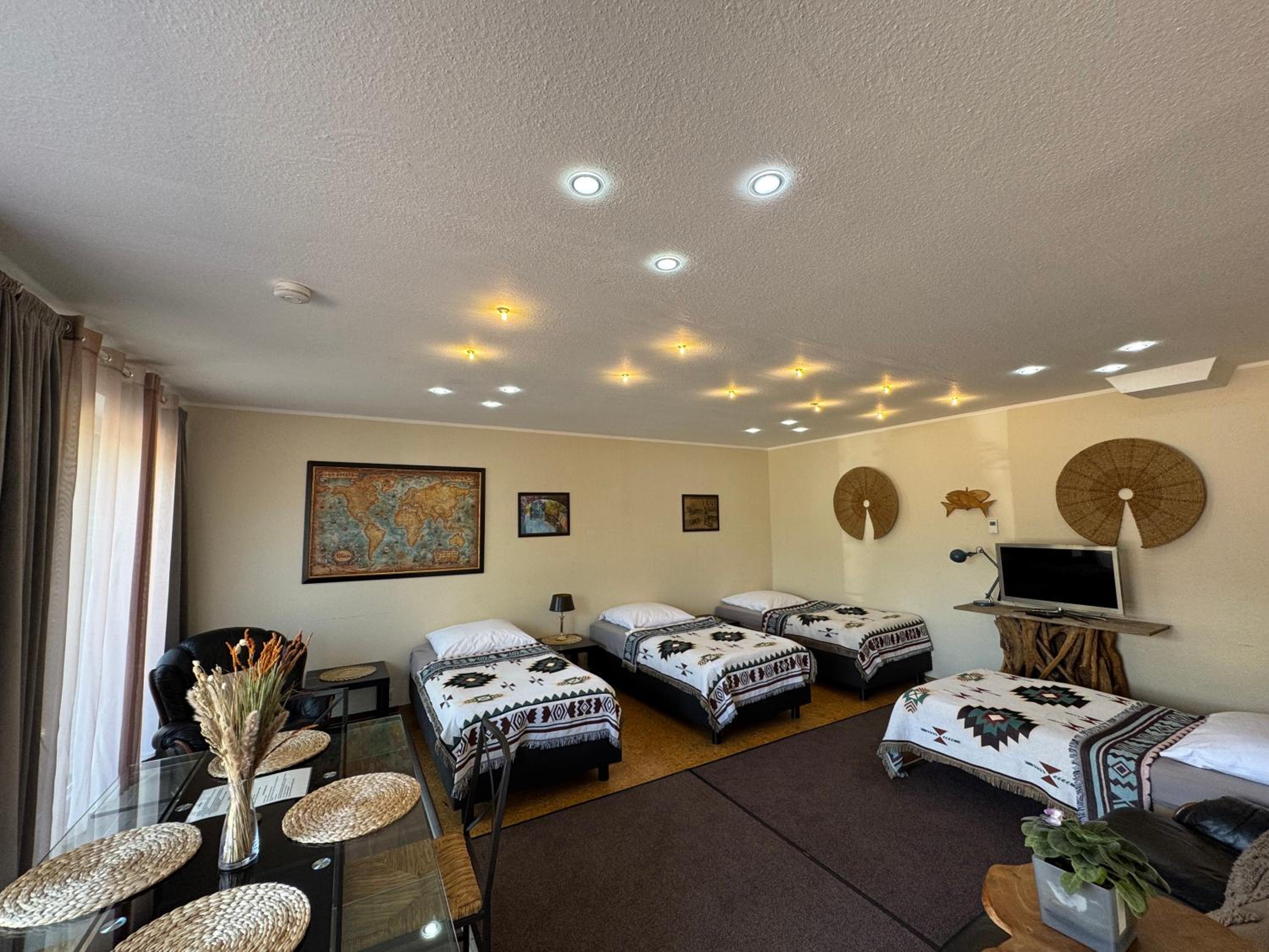 Modern House Gehrden 2, bis 4 Person, Contactless Check-in, free parking, Vollsaniert und Renoviert Dezember 2024