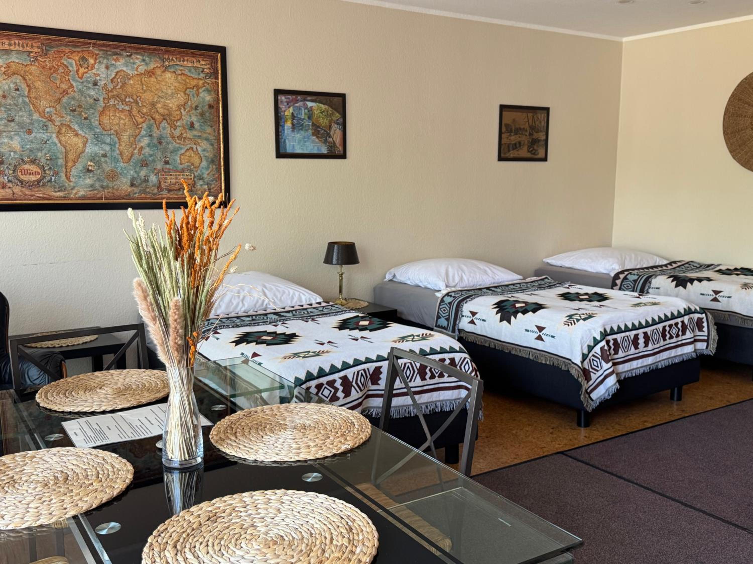 Modern House Gehrden 2, bis 4 Person, Contactless Check-in, free parking, Vollsaniert und Renoviert Dezember 2024