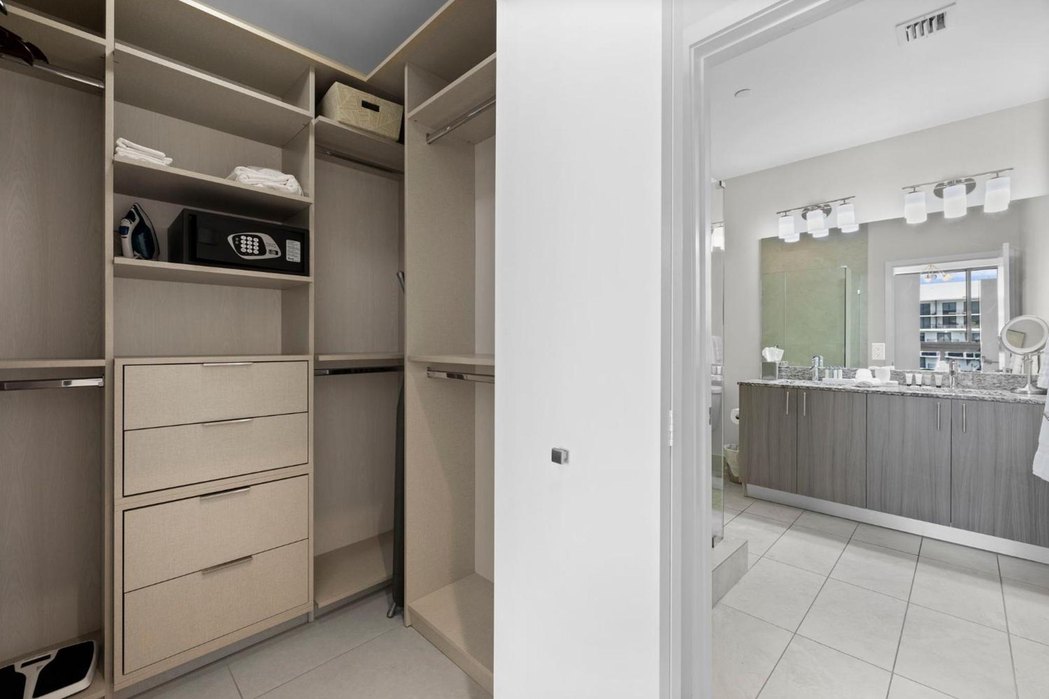Prime Location - 2 BR Condo at Doral Park