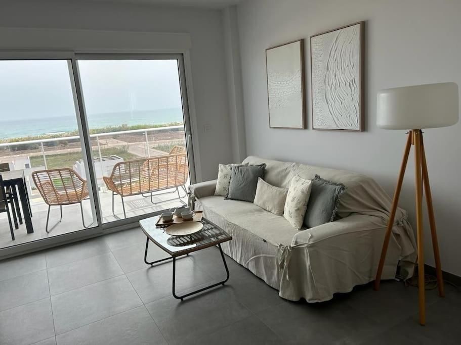 Blue sunrise apartment Oliva beach