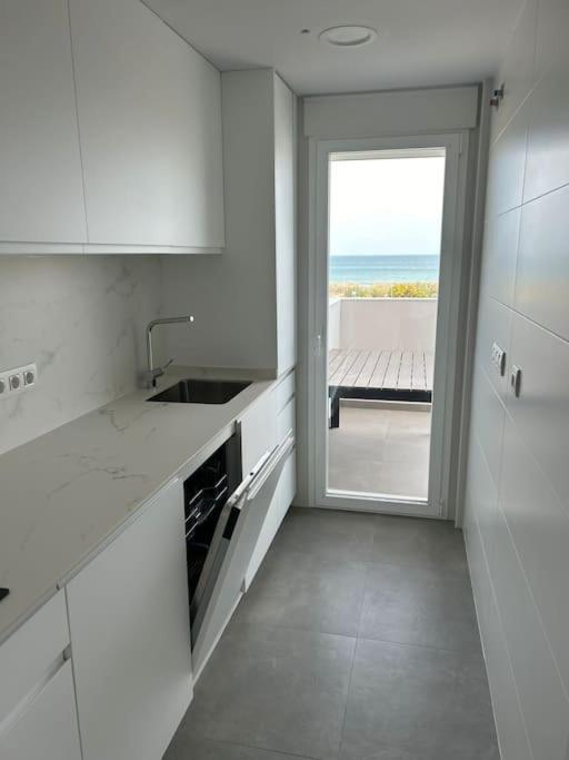 Blue sunrise apartment Oliva beach