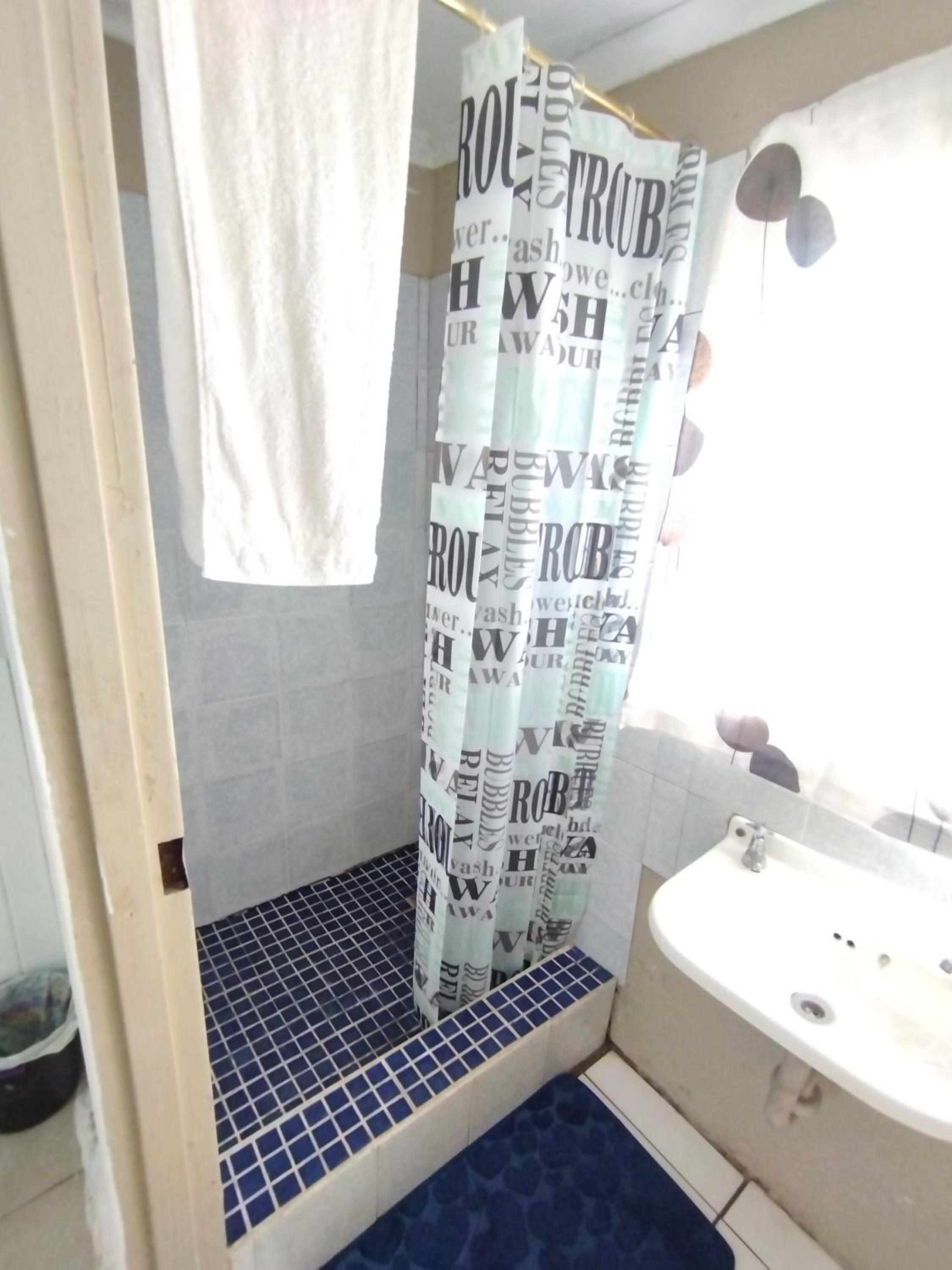 Chikos guest house