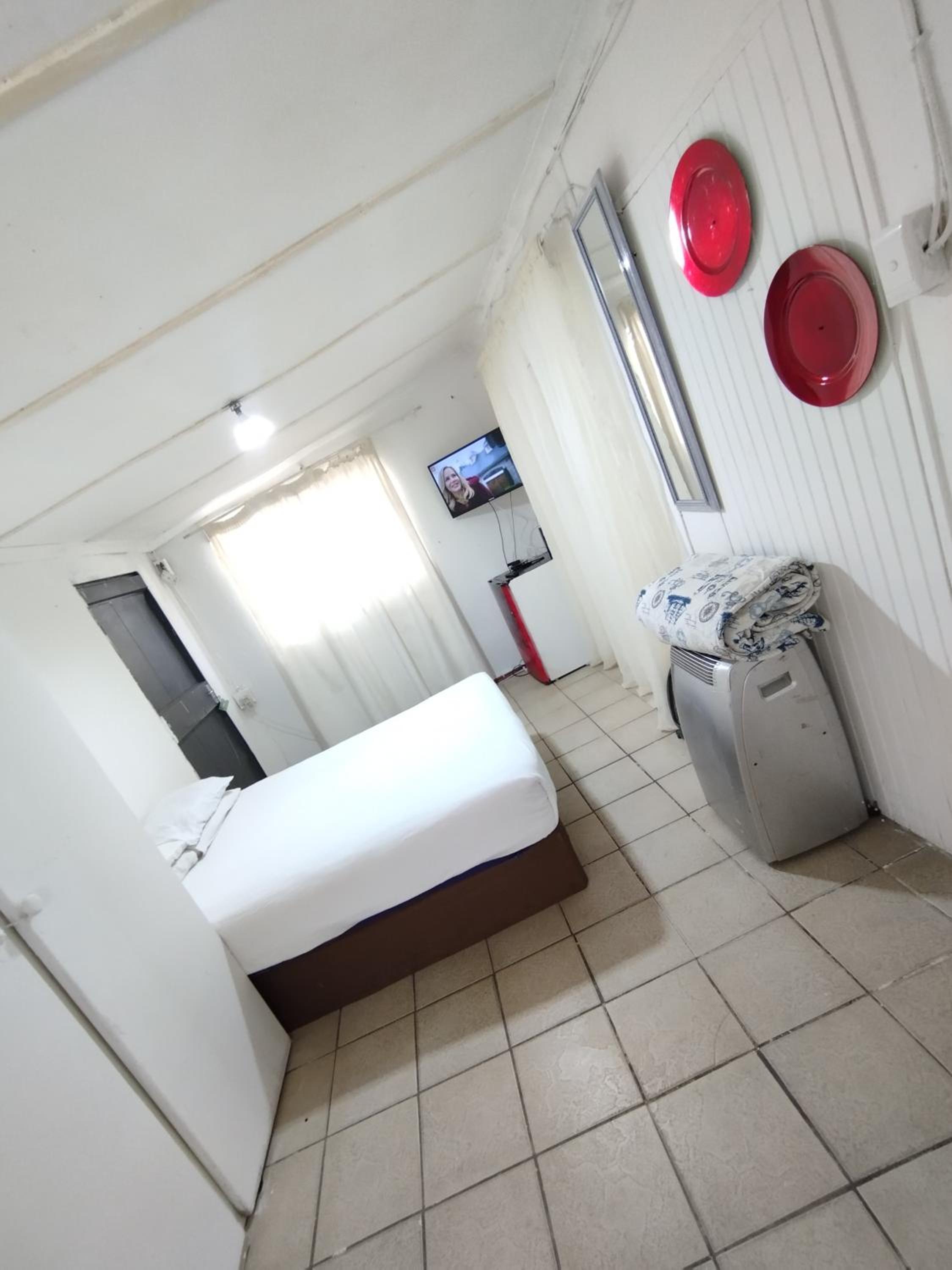 Chikos guest house