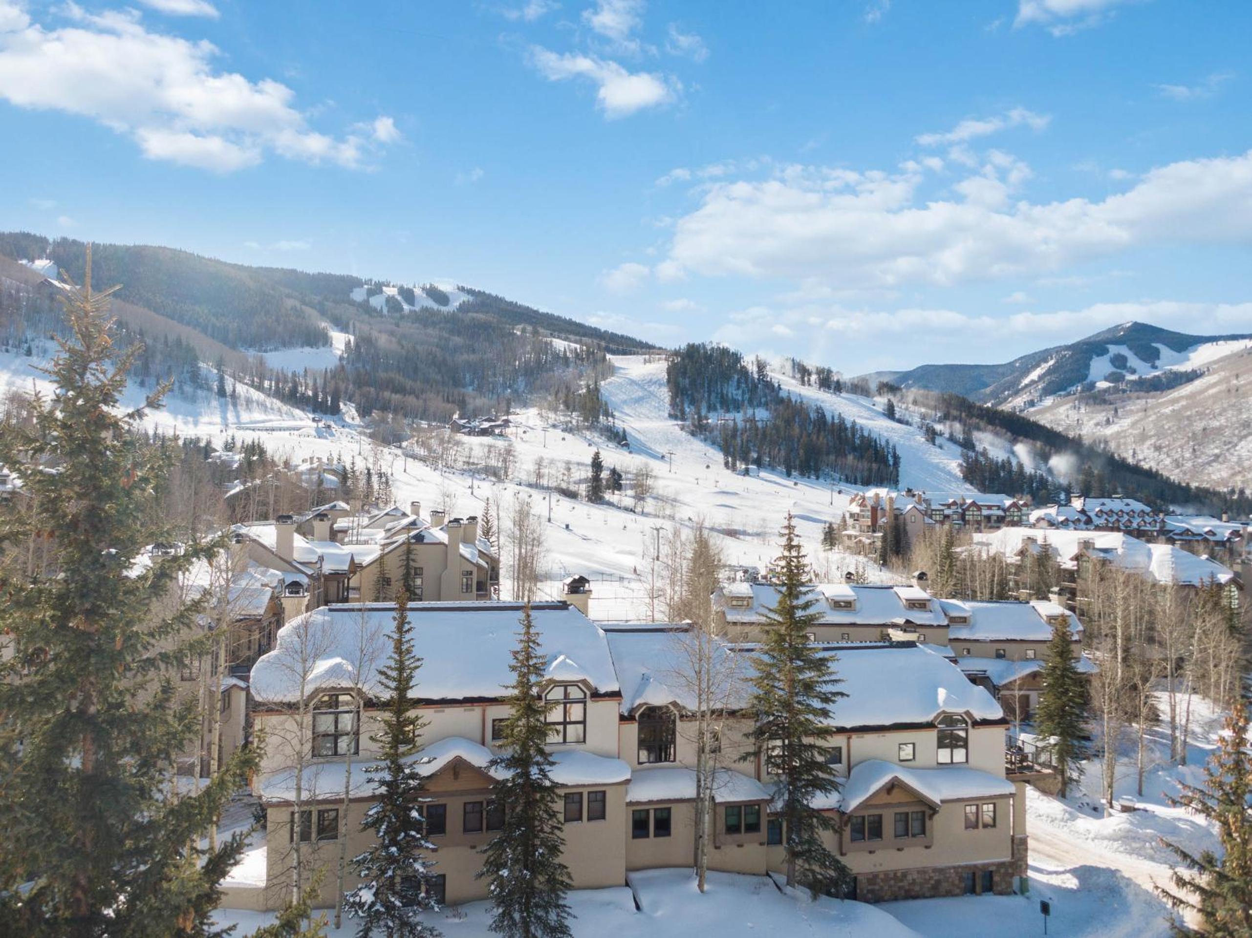 Meadows Townhome M3 by East West Hospitality view 3
