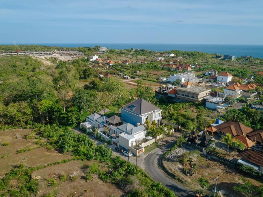 Cotton Tree, Close to Beach & 30-Percent Off! view 3