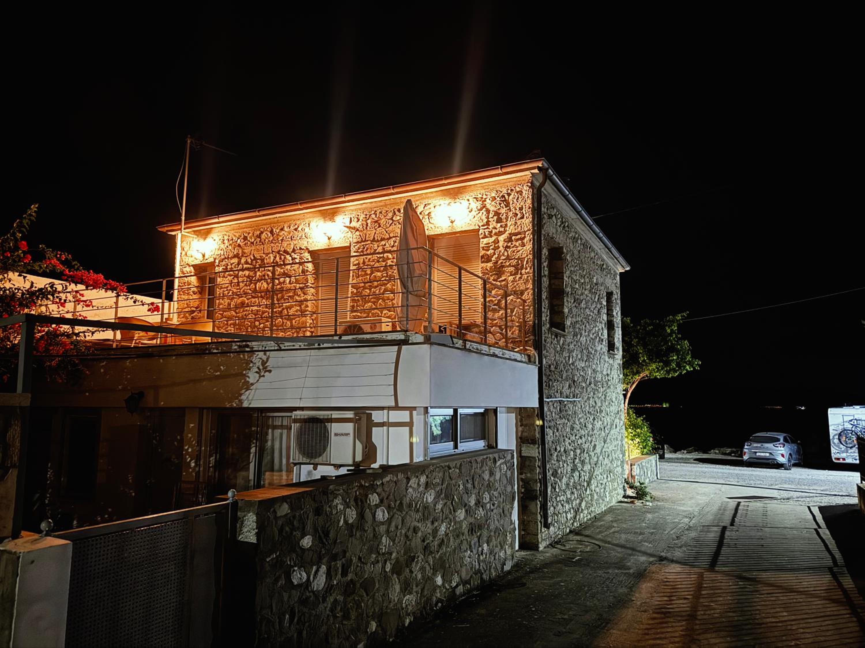 Ianos Maisonette