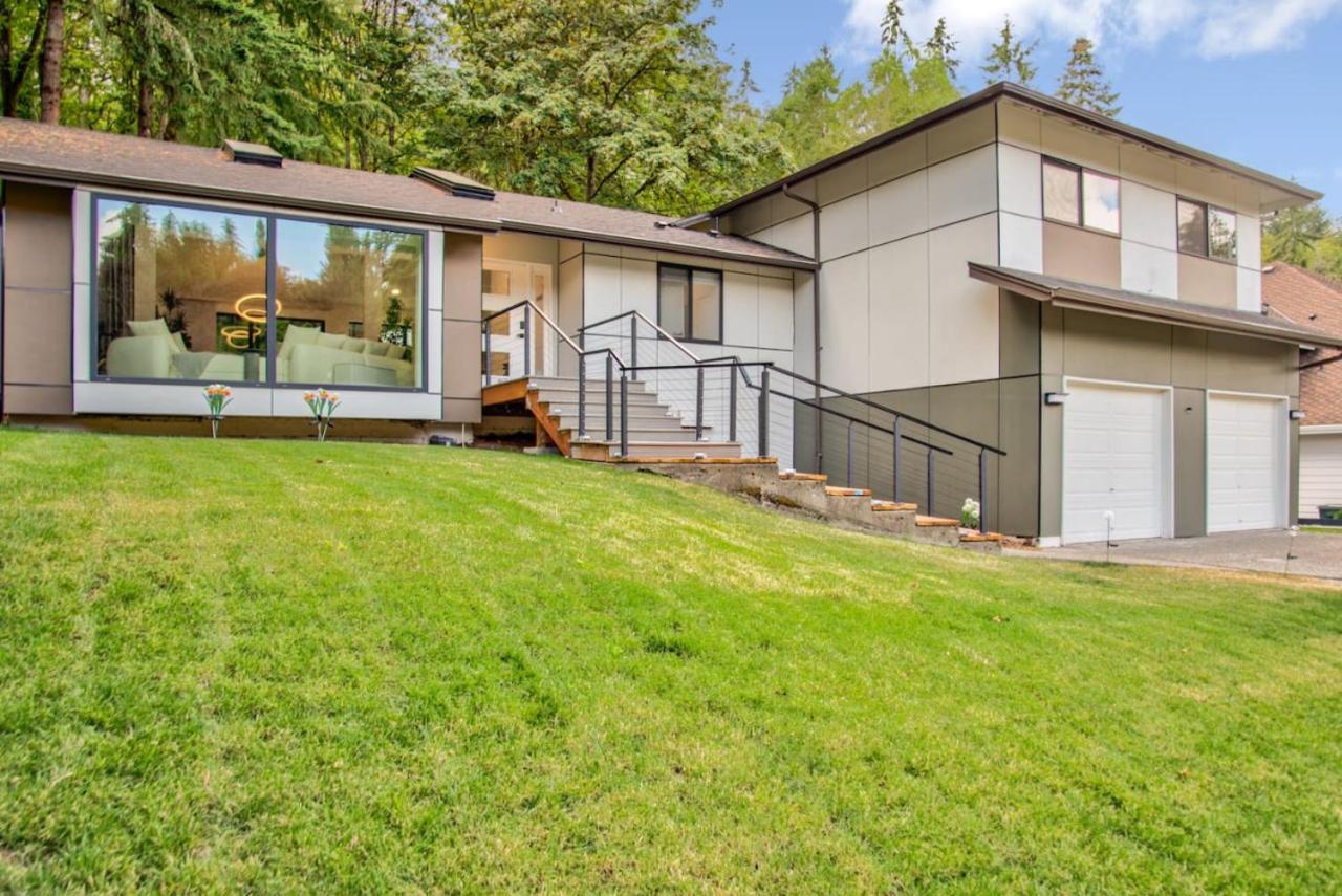 High-End home for business and family view 2