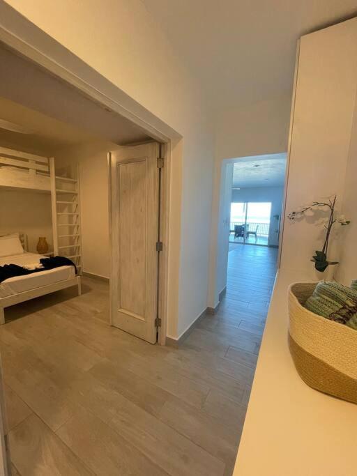 Luxurious Beachfront Condo at Kite Beach 1BR 1BA view 2
