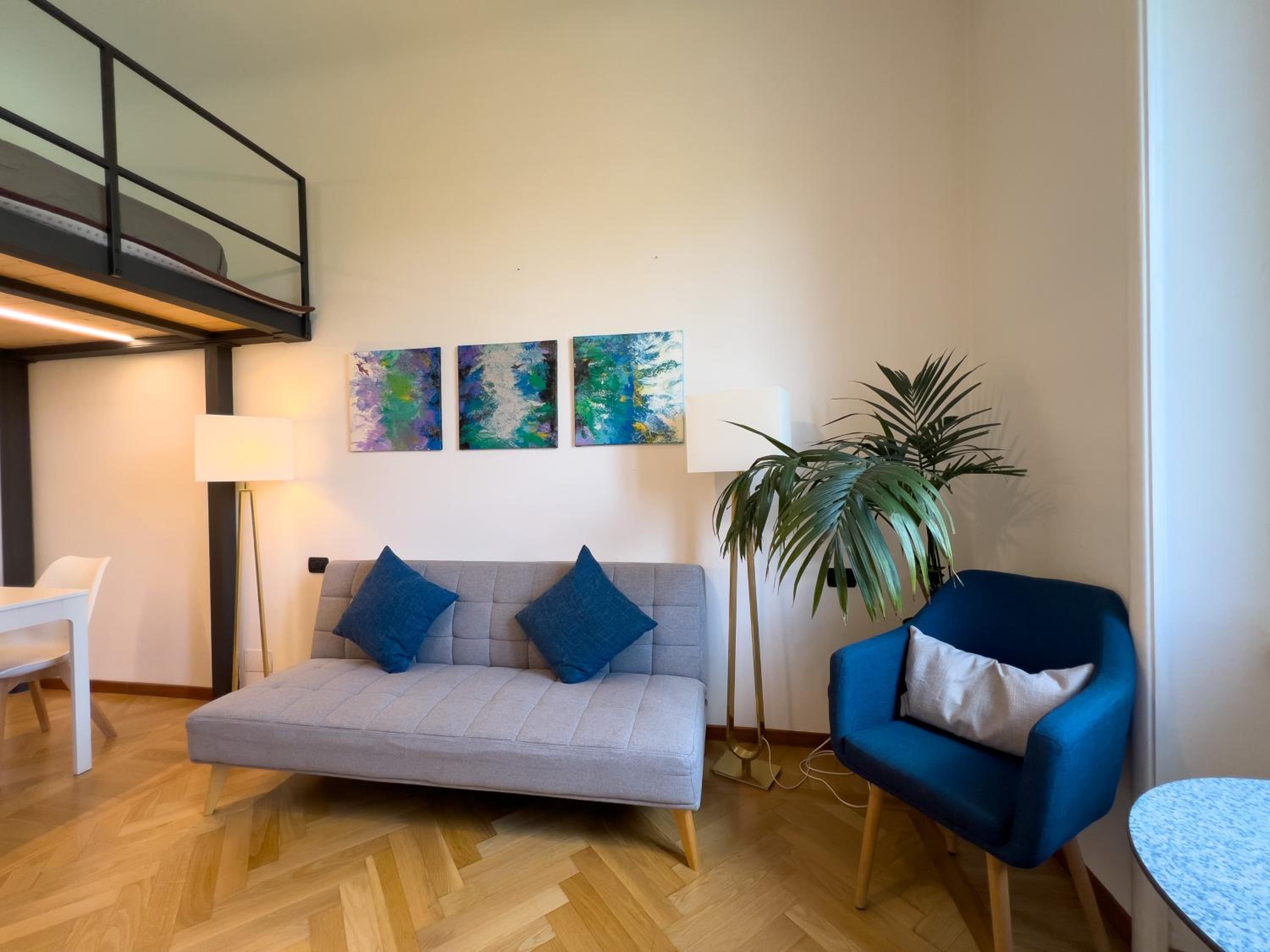 CityLife VIEW - Modern Loft well connected
