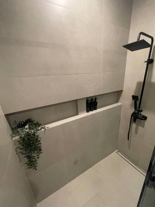 Modern Studio Apartment with Access to Kite Beach