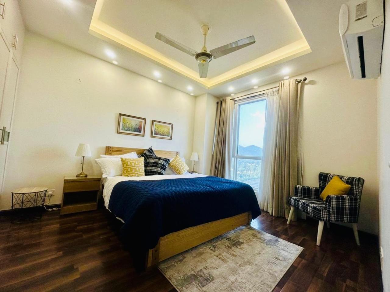 Elysium Luxury 1Bed Apartment! Opposite to Centaurus Mall