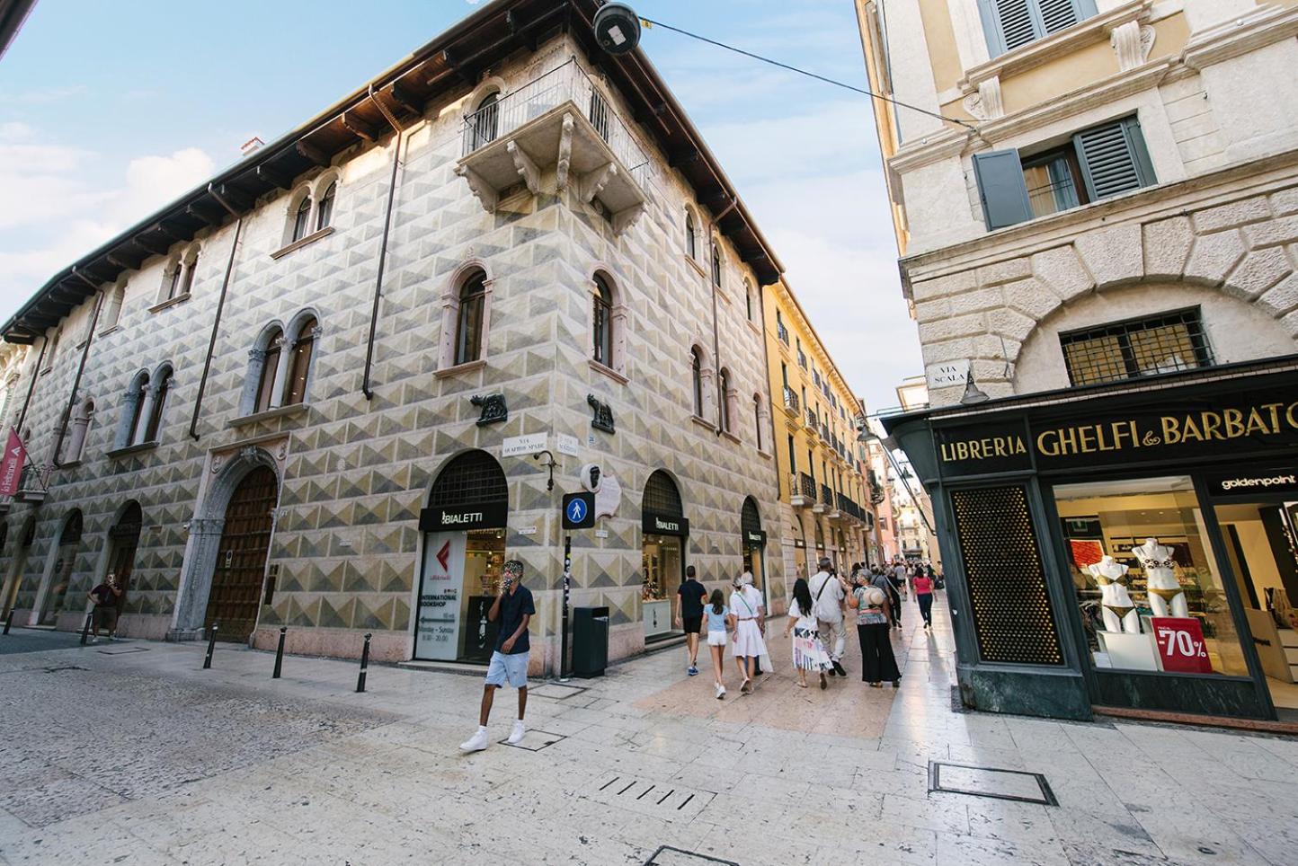 Palazzo Confalonieri da Lisca
