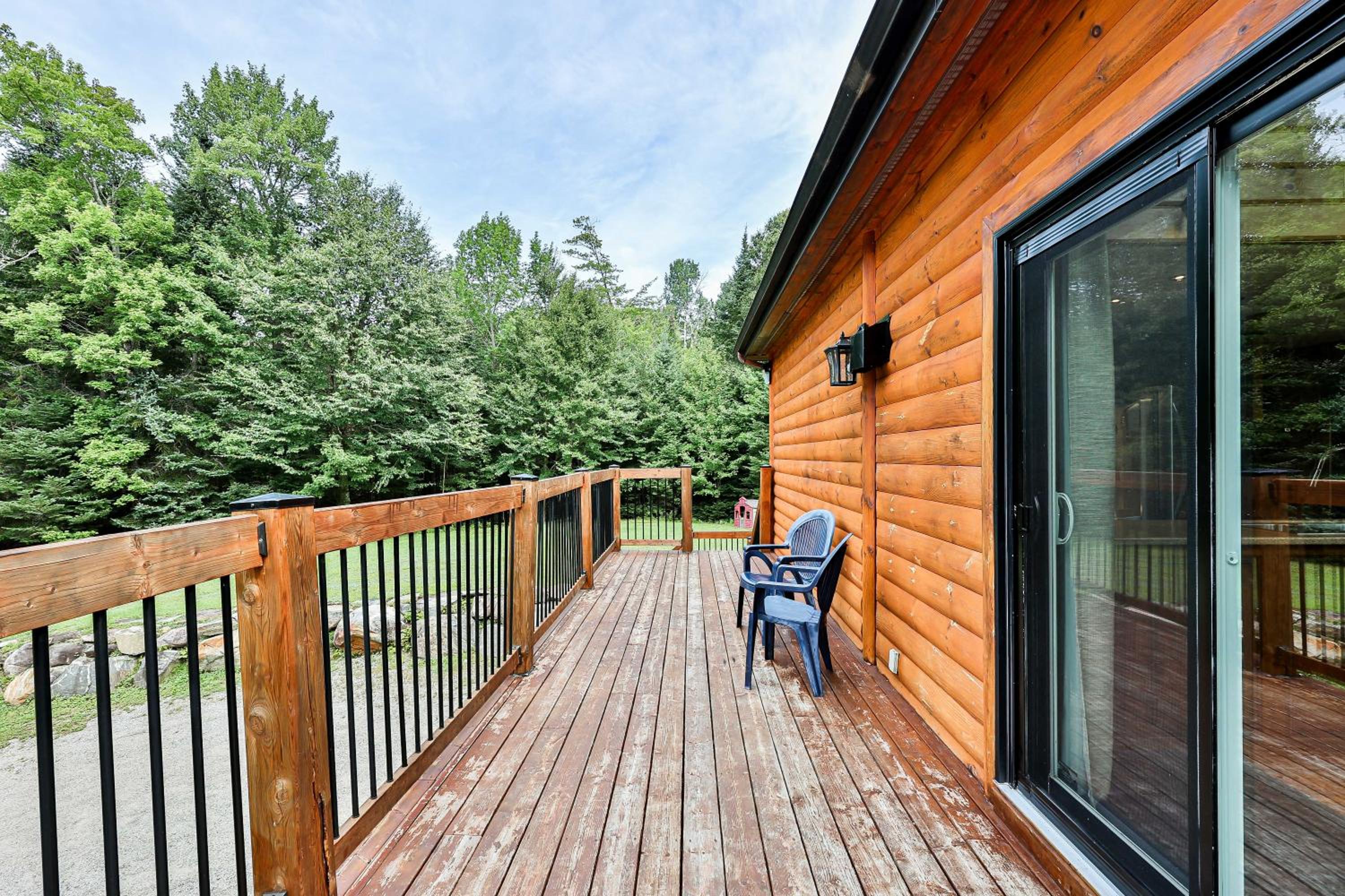 Cordelia with SPA Lake Nominingue 1min