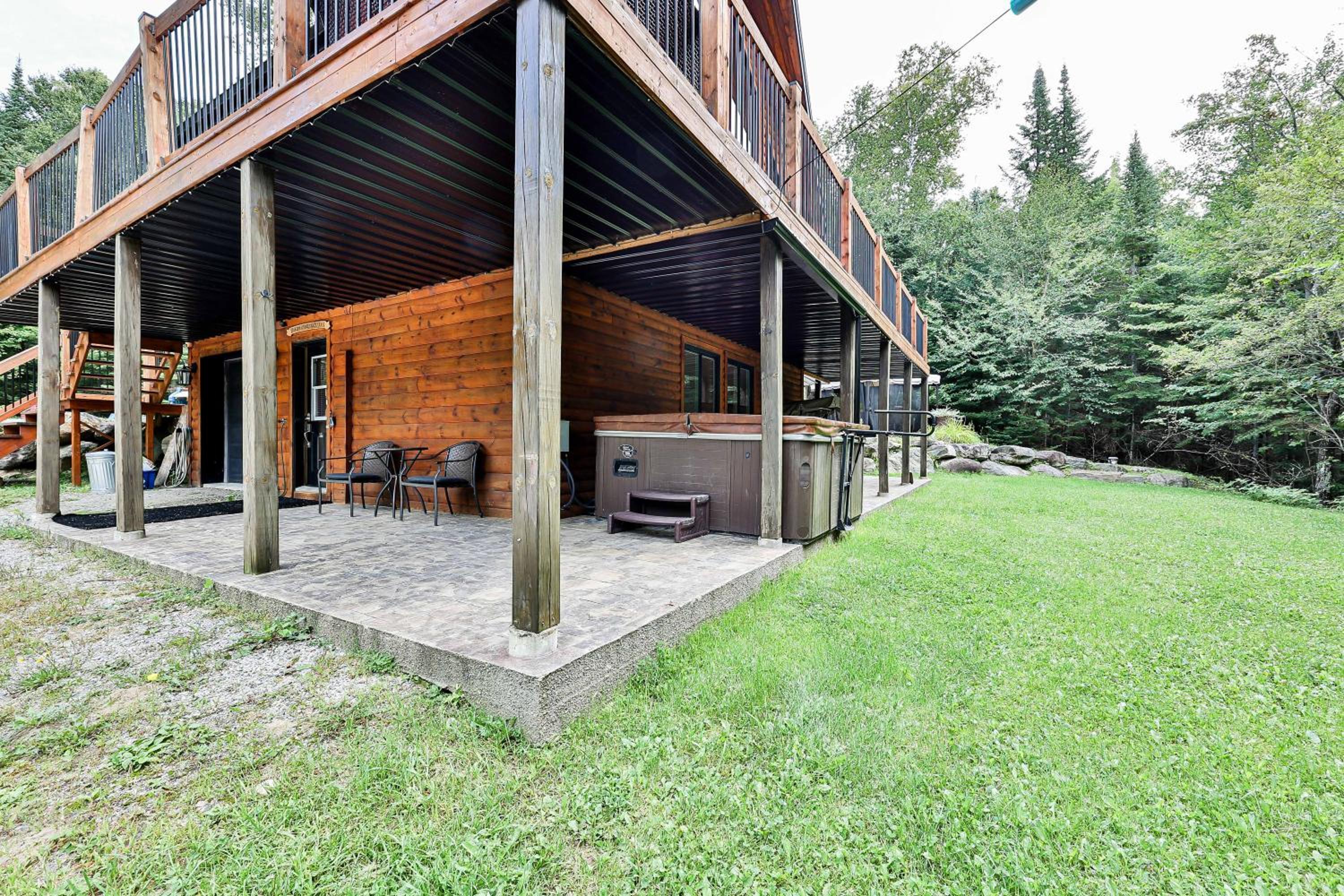 Cordelia with SPA Lake Nominingue 1min