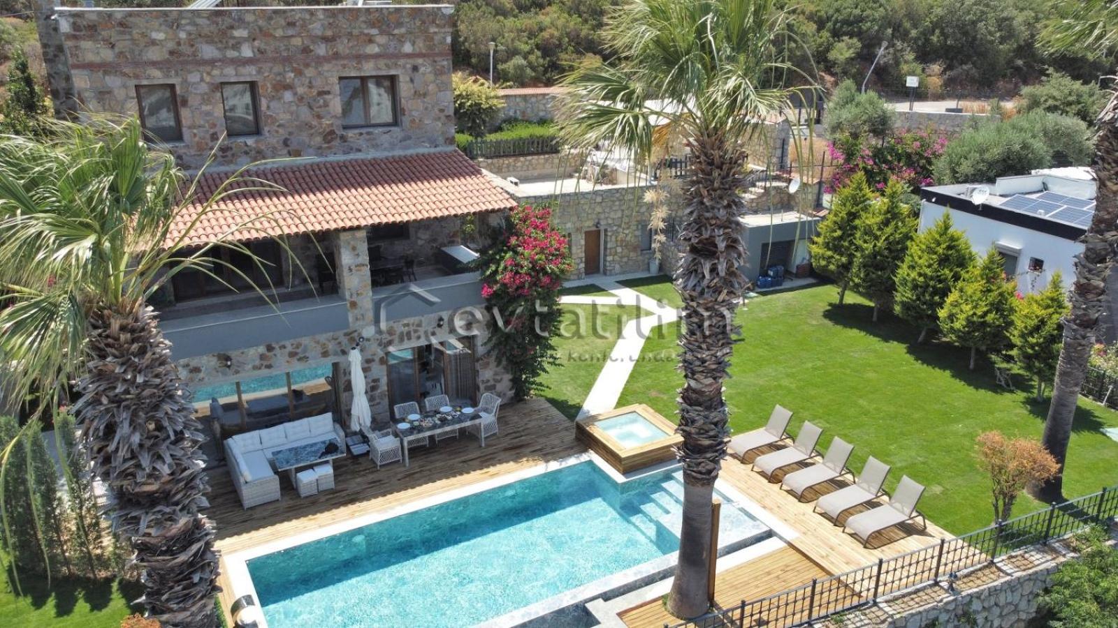 Villa Torba Bay by EvTatilim view 5