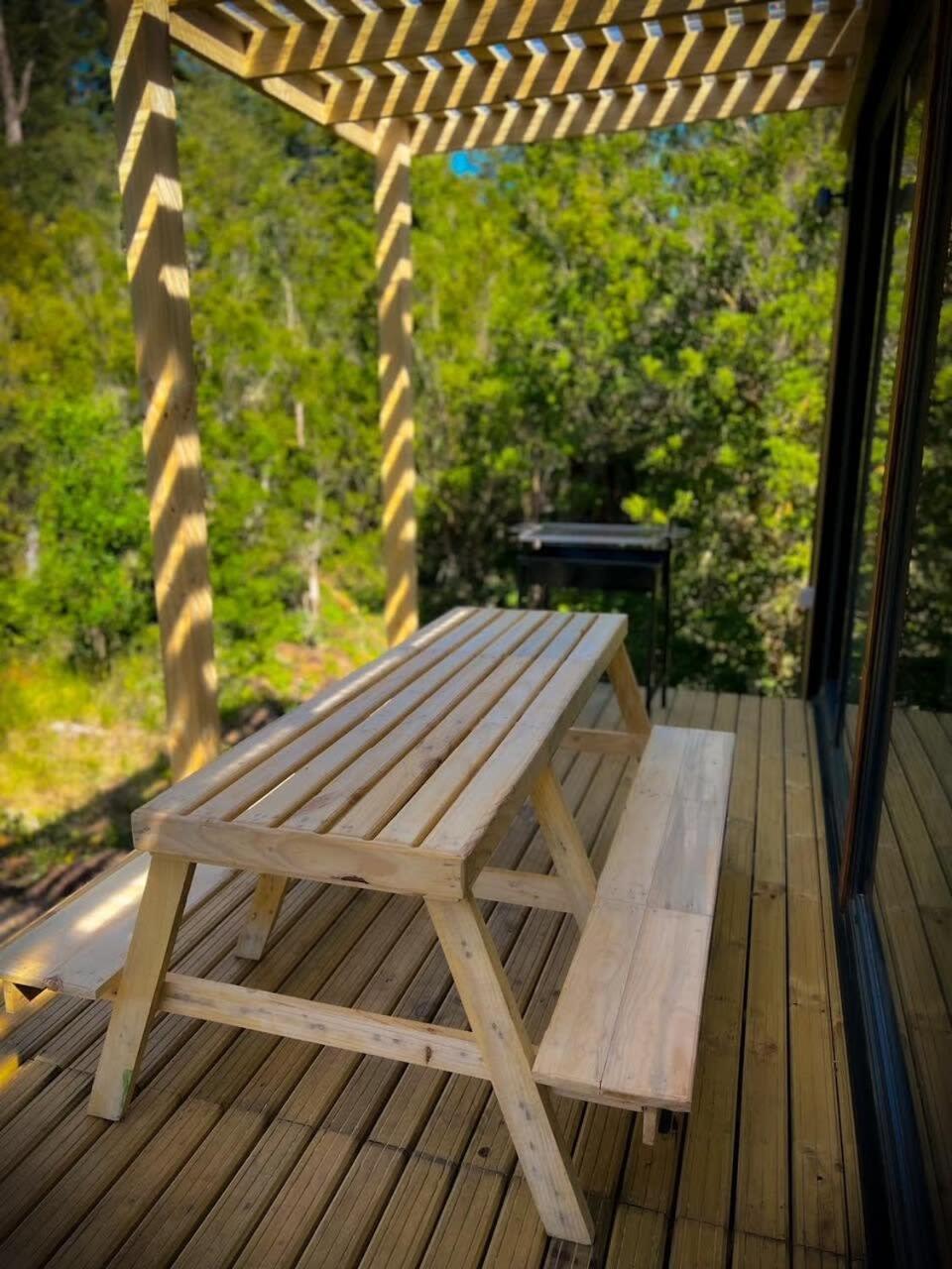 OUTSCAPE l Cabaña Familiar En Lago Chapo con Hot Tub
