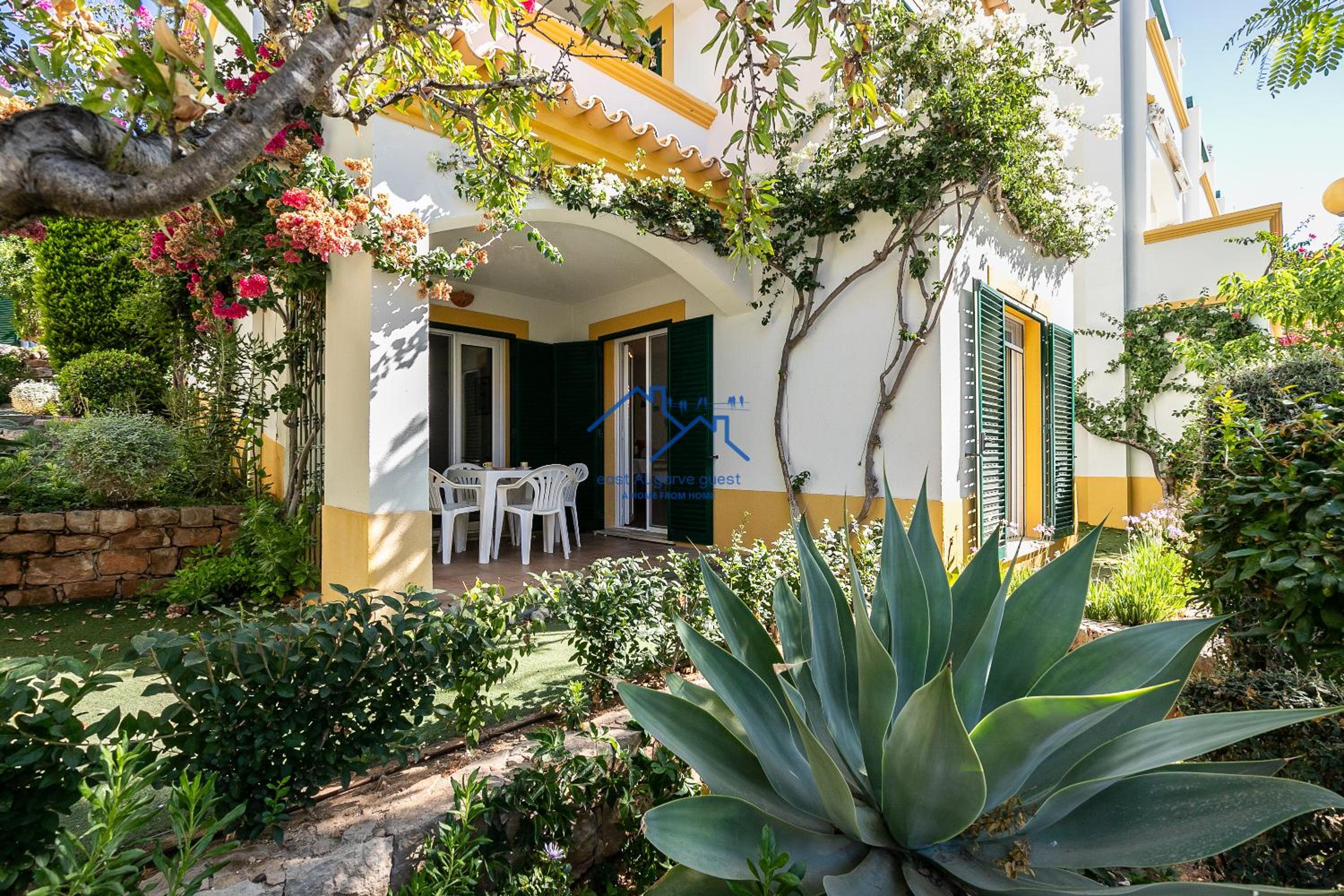 Casa das Casinhas by East Algarve Guest view 5
