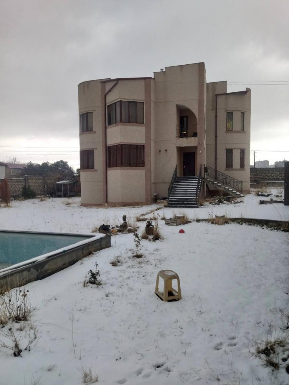 dilihouse97