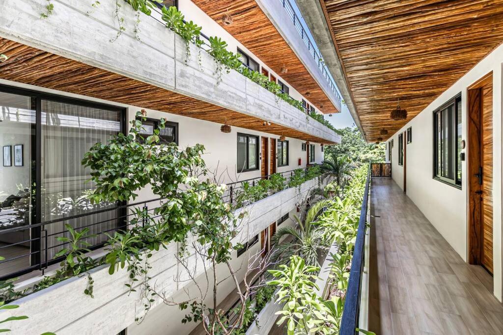 Tulum QR - Cómodo depa para parejas en Tulum con alberca