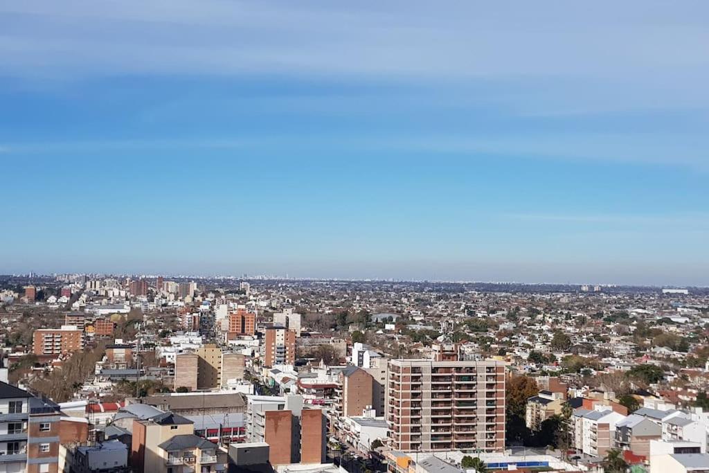 Tigre Center Tower - Con piscina y seguridad 24hs - Opcional cochera