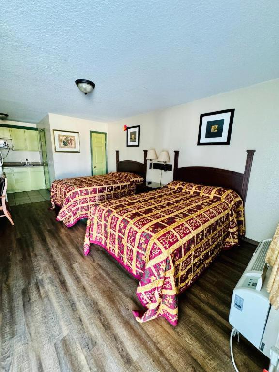 Bostonian Inn & Suites view 5