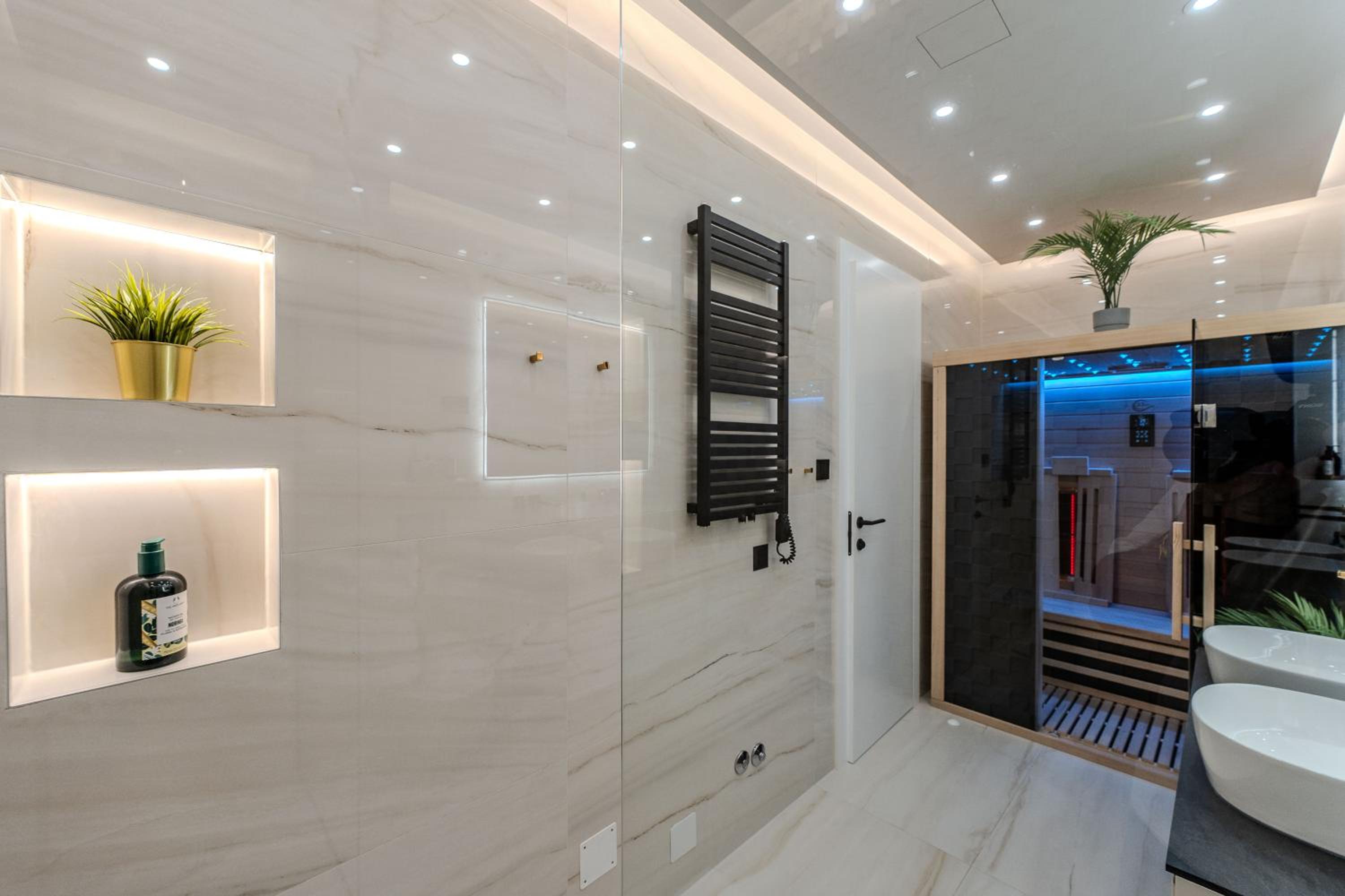 Apartment EMMA Platinum with heated pool, jacuzzi and sauna photo 5