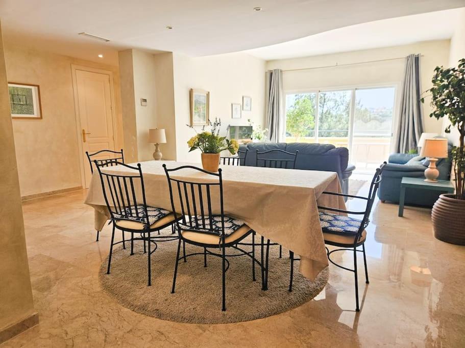 Spacious apartment in Rio Real