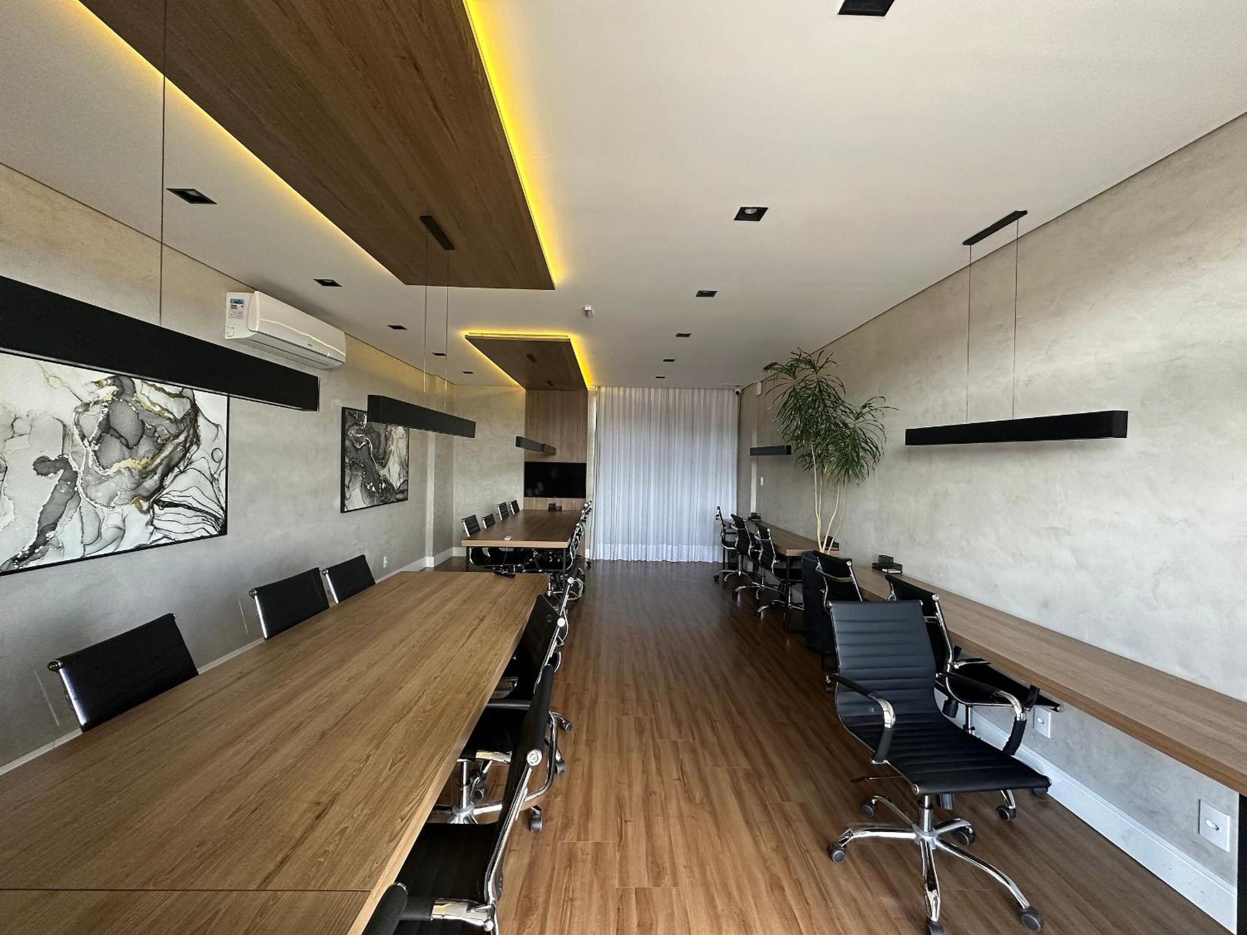 Studio Pink com ar, varanda, academia e piscina