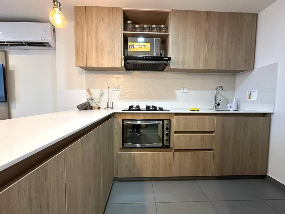 Gorgeous, Modern, and Air-Conditioned Included