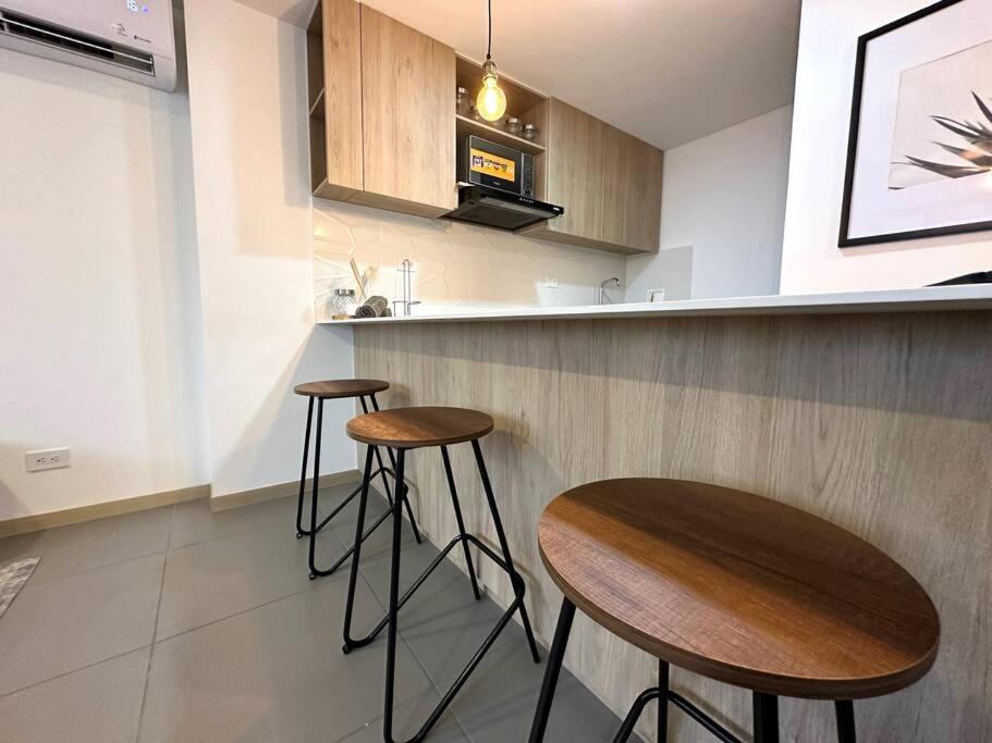 Gorgeous, Modern, and Air-Conditioned Included
